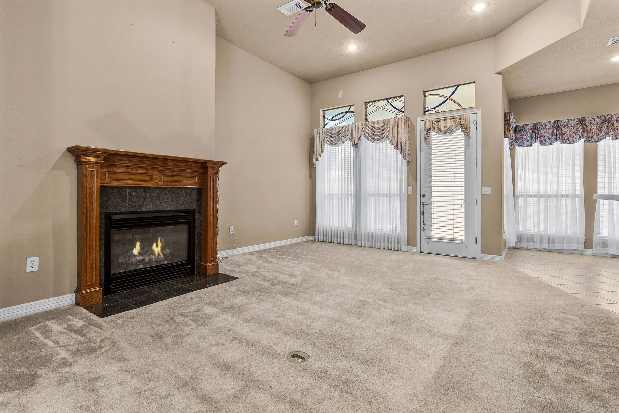 104 Sunset Court Property Photo 3