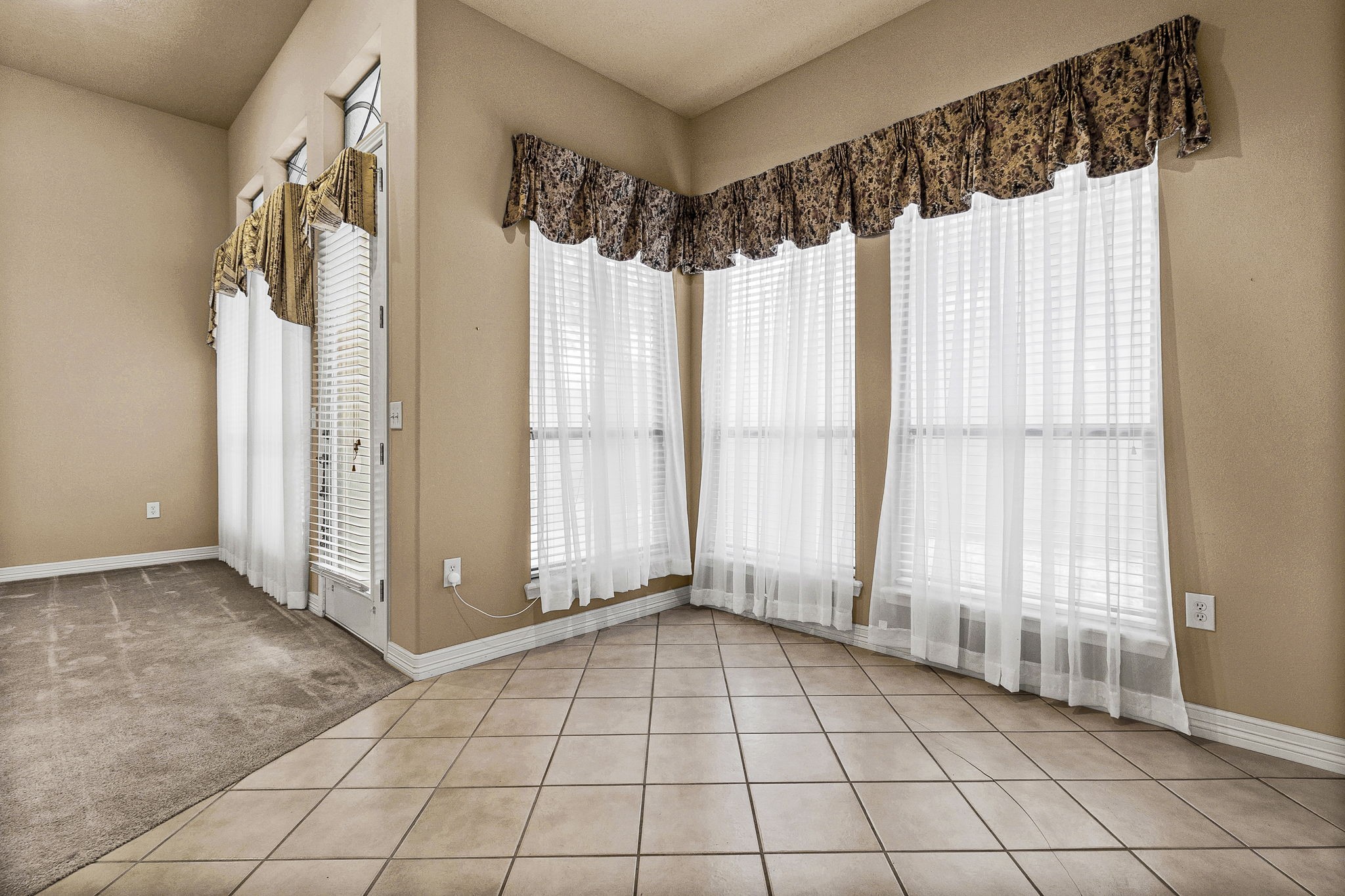 104 Sunset Court Property Photo 11