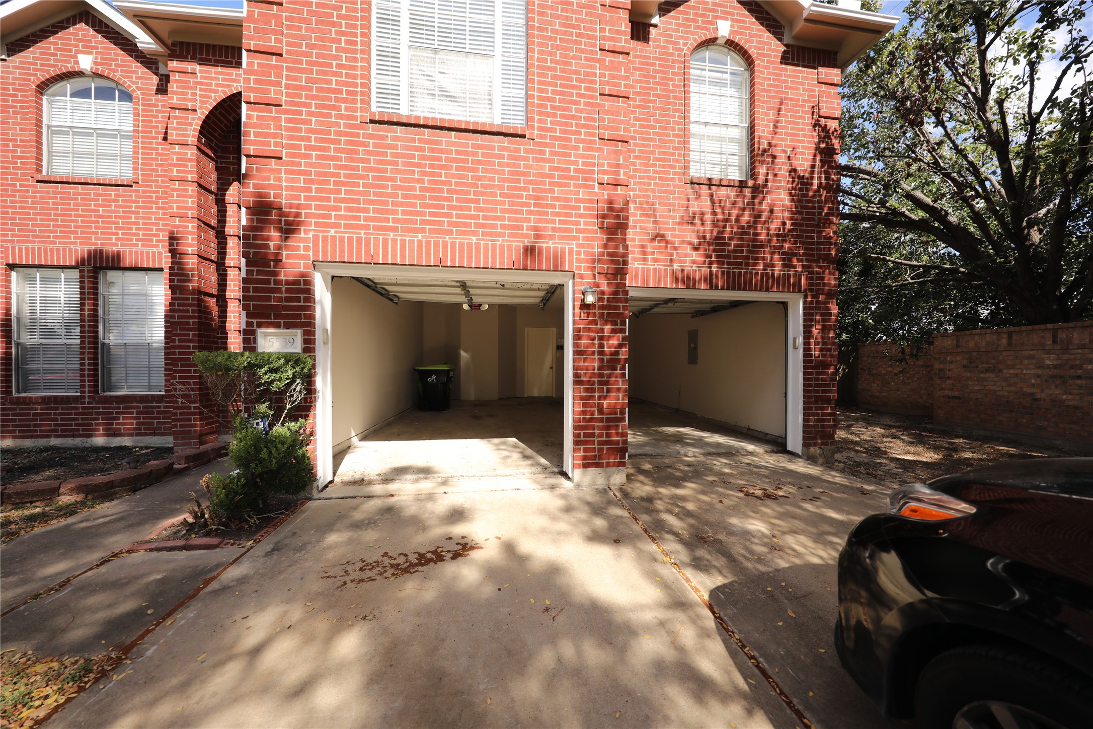 5539 Mountain Forest Drive Property Photo 2