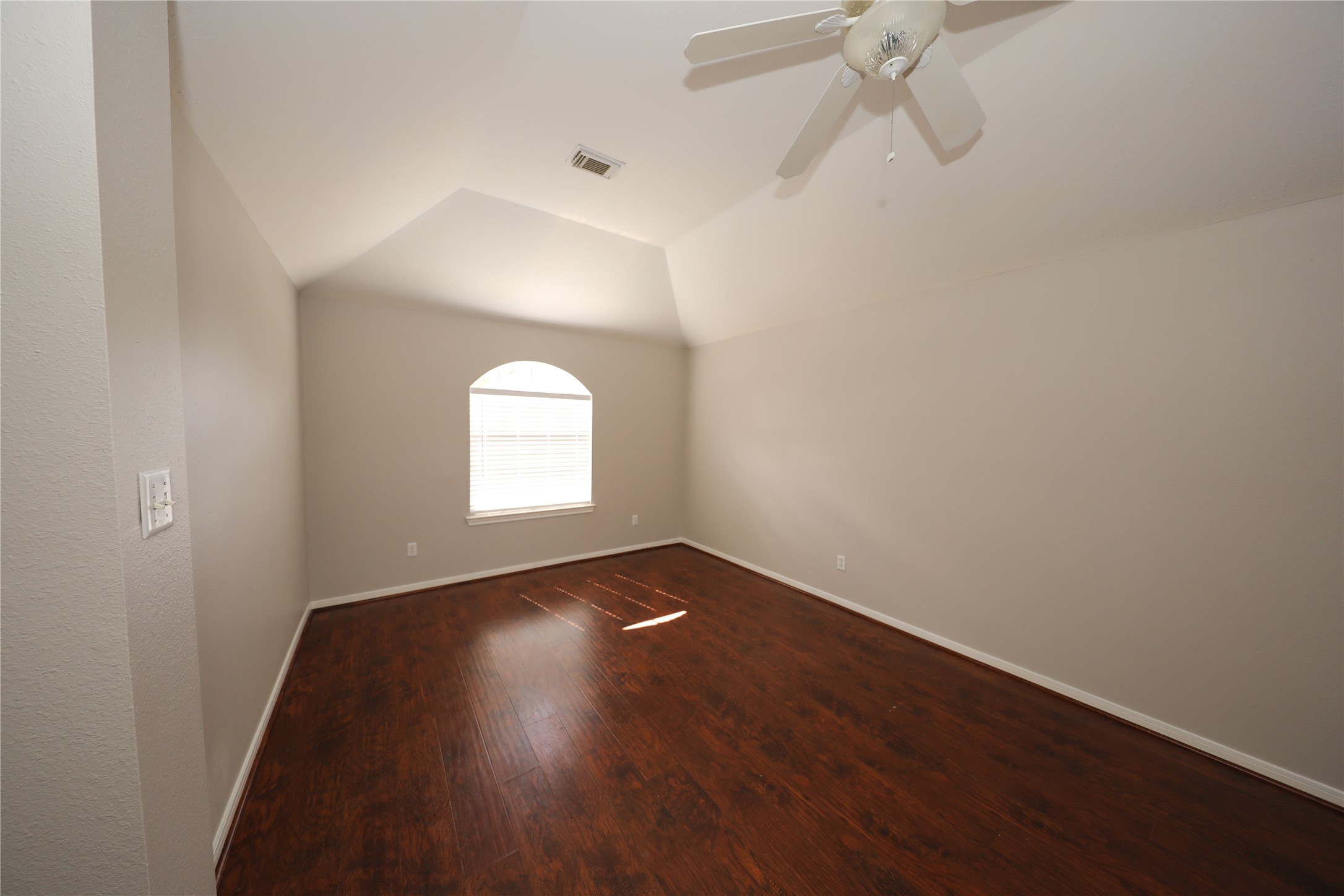 5539 Mountain Forest Drive Property Photo 13