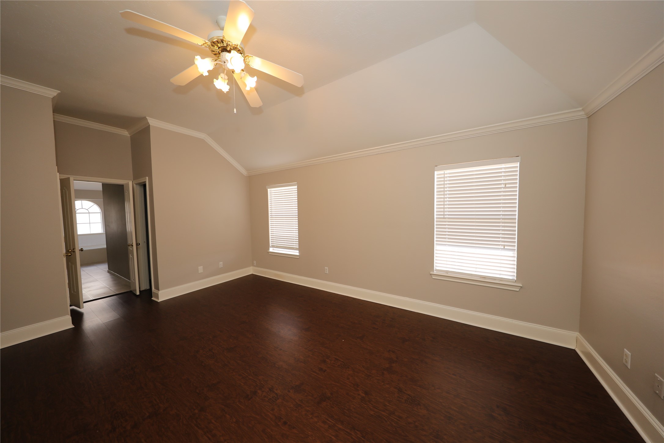 5539 Mountain Forest Drive Property Photo 17