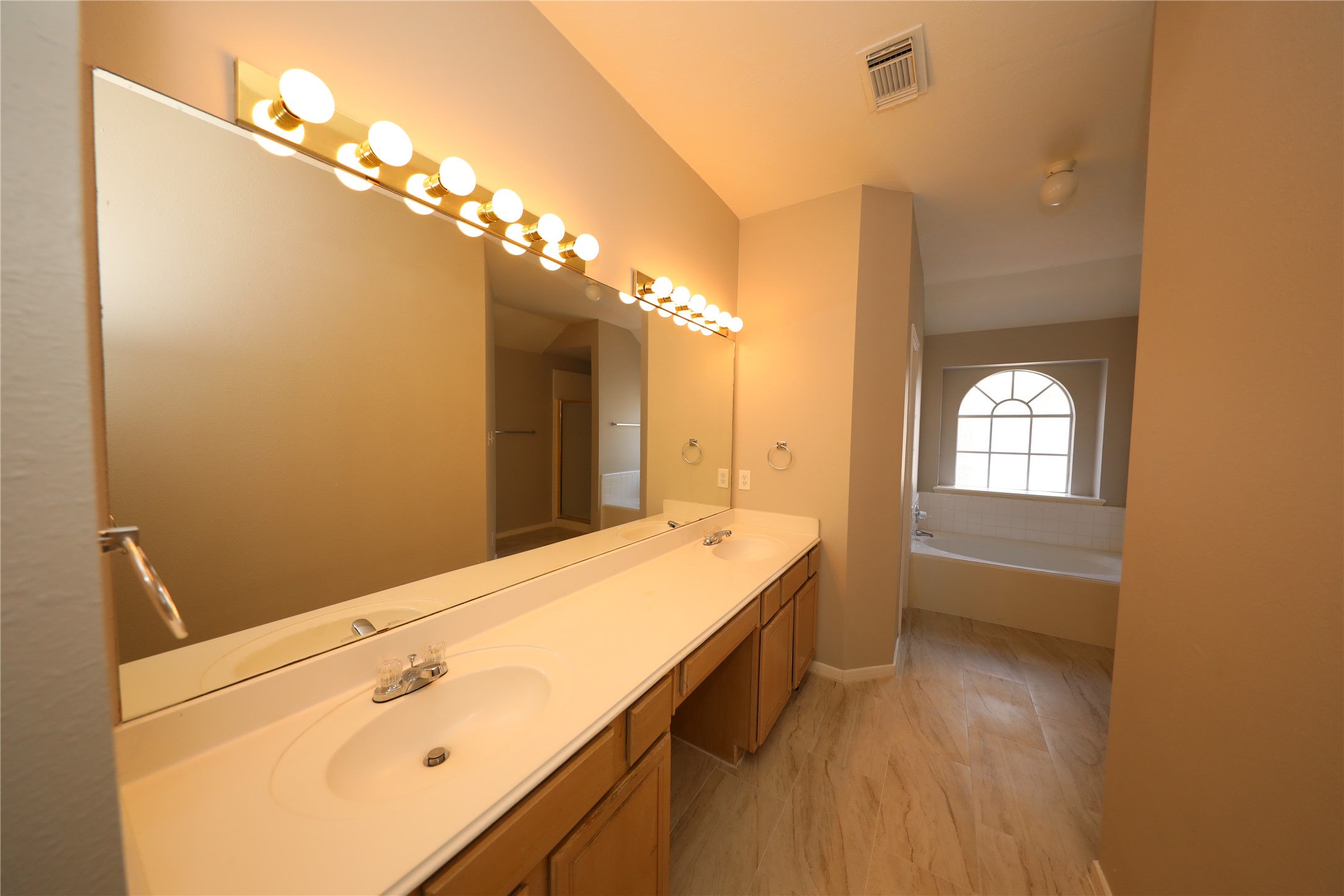 5539 Mountain Forest Drive Property Photo 21
