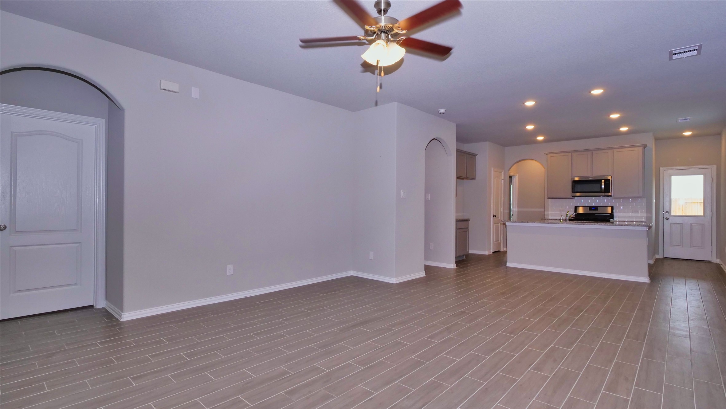 31335 Spotted Saddle Hollow Property Photo 6