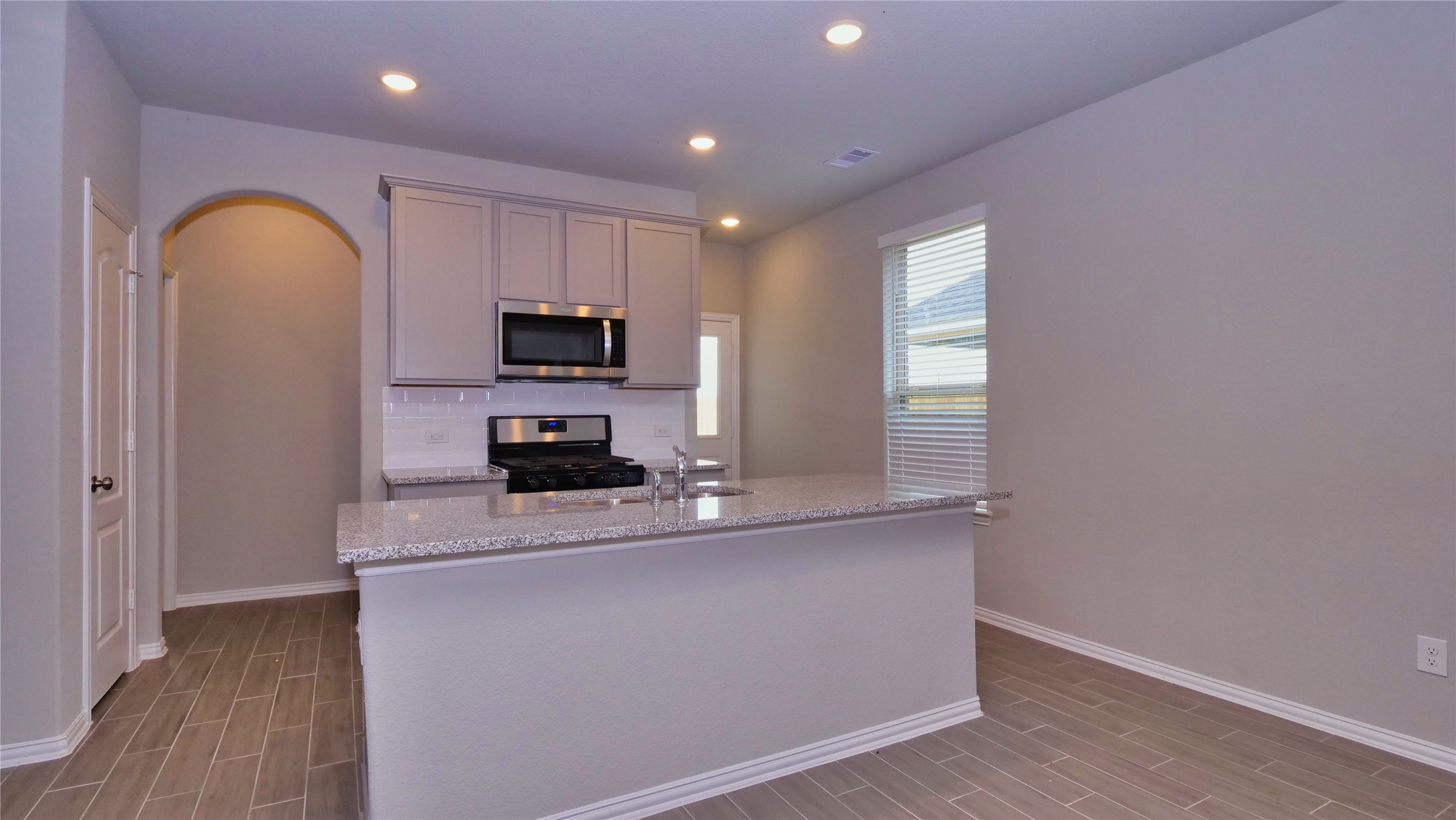 31335 Spotted Saddle Hollow Property Photo 7