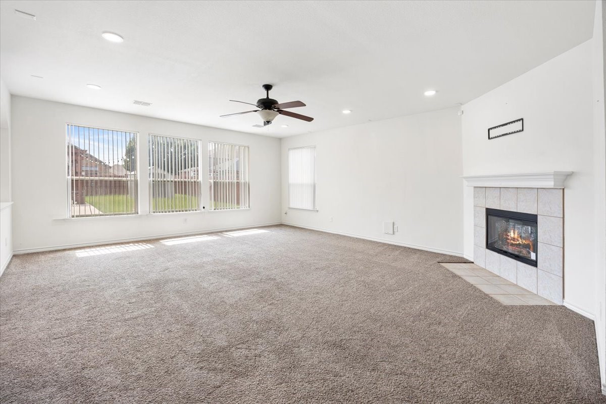 7704 Labrador Drive Property Photo 7
