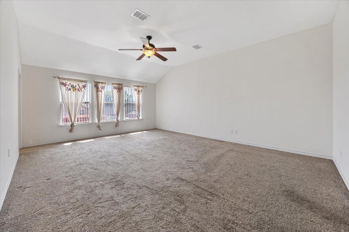7704 Labrador Drive Property Photo 16