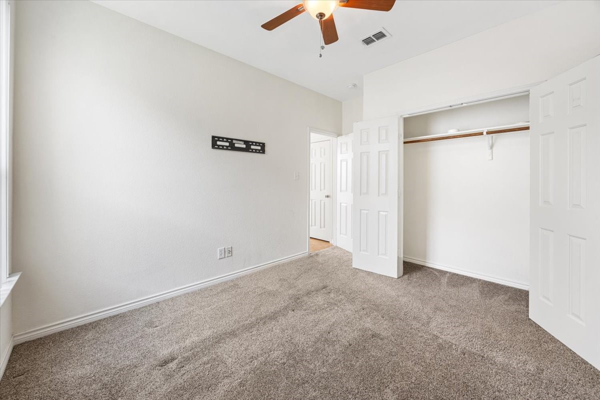 7704 Labrador Drive Property Photo 28