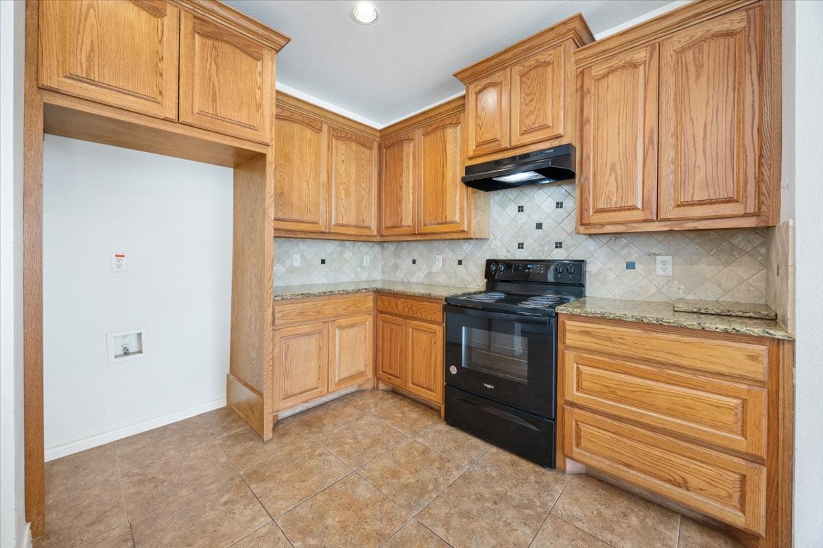 7704 Labrador Drive Property Photo 33