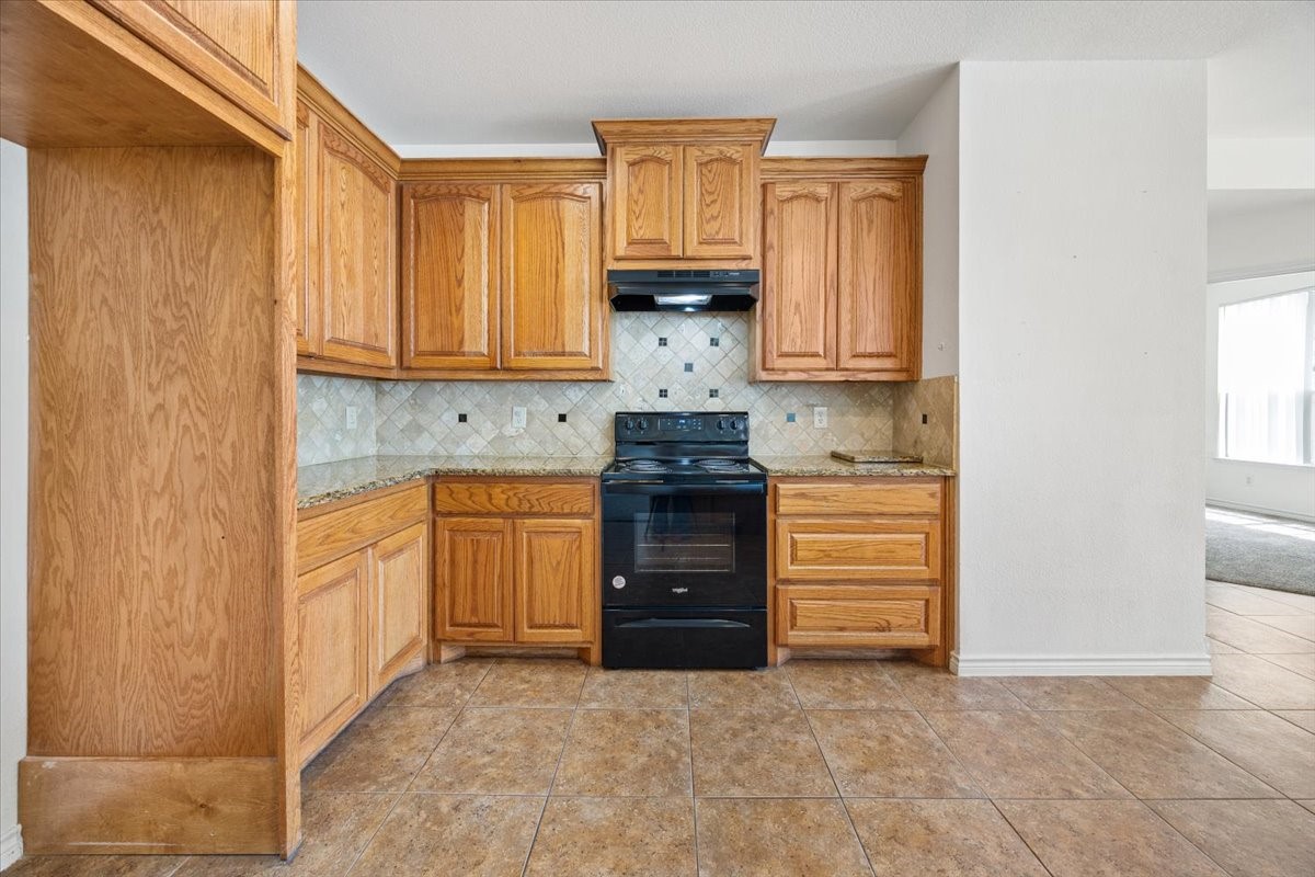 7704 Labrador Drive Property Photo 34