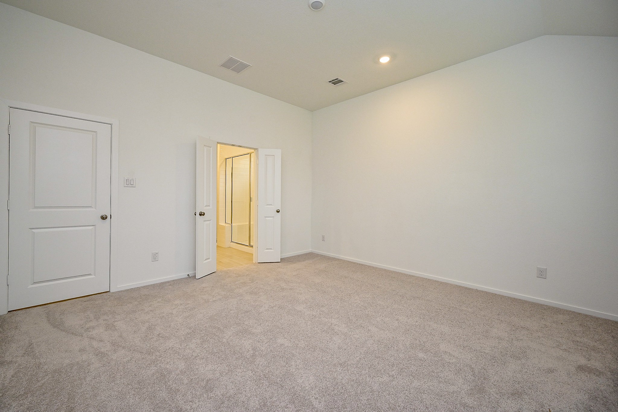 6427 Seafoam Lake Drive Property Photo 29