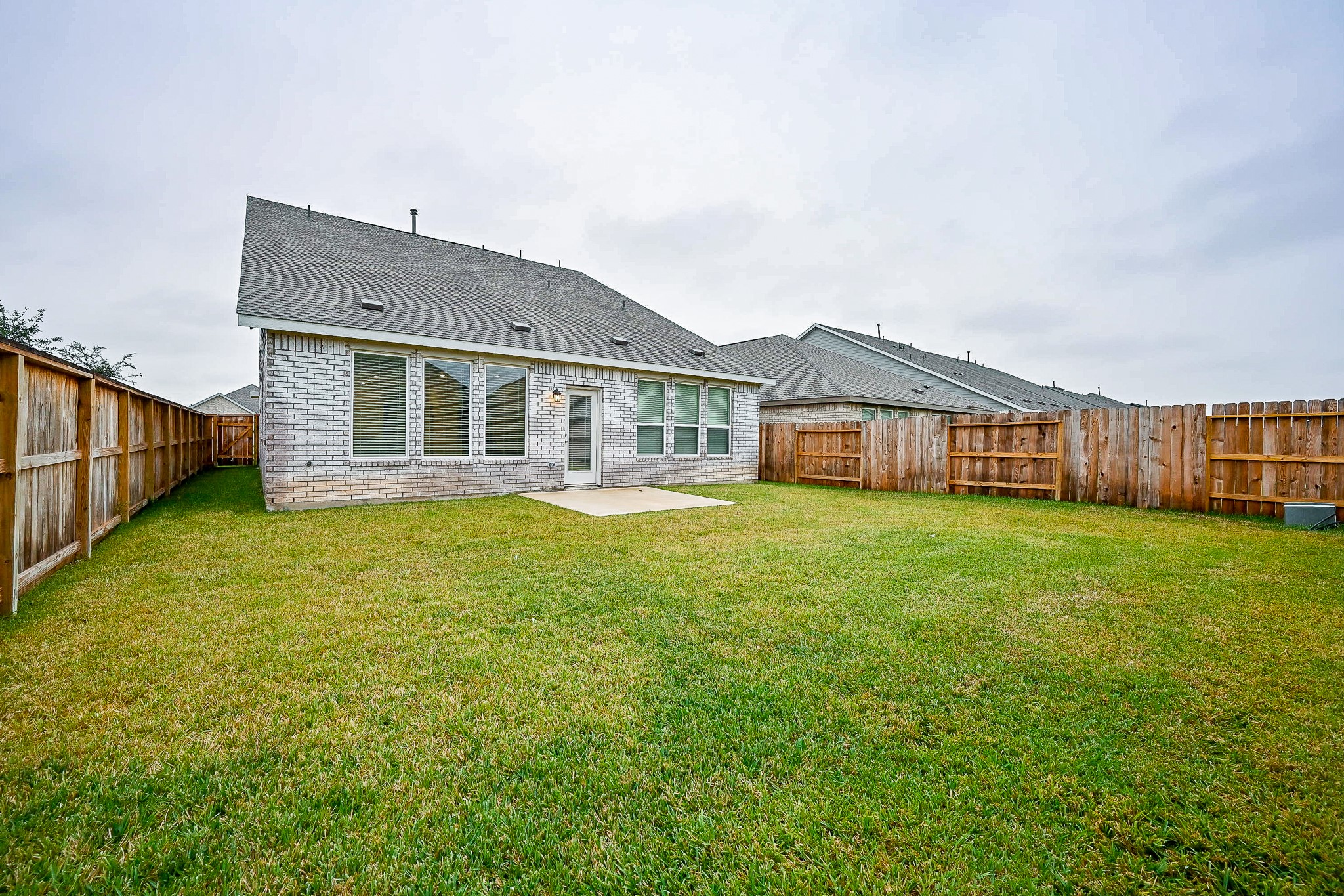 6427 Seafoam Lake Drive Property Photo 43