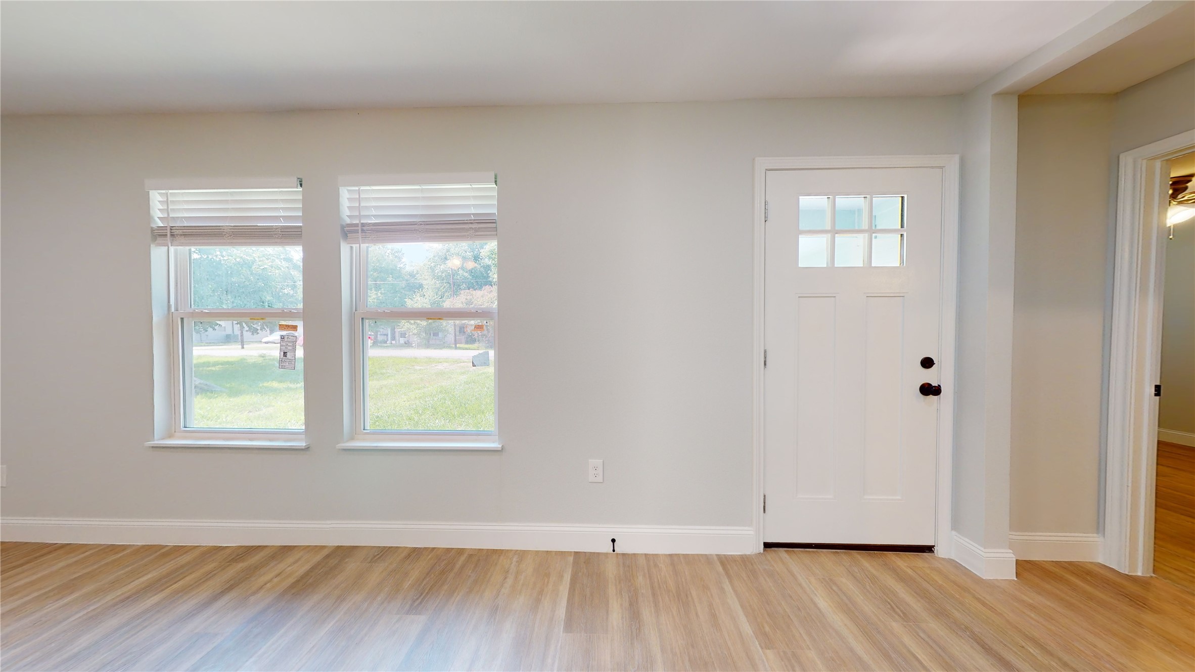 227 Kansas Street Property Photo 8