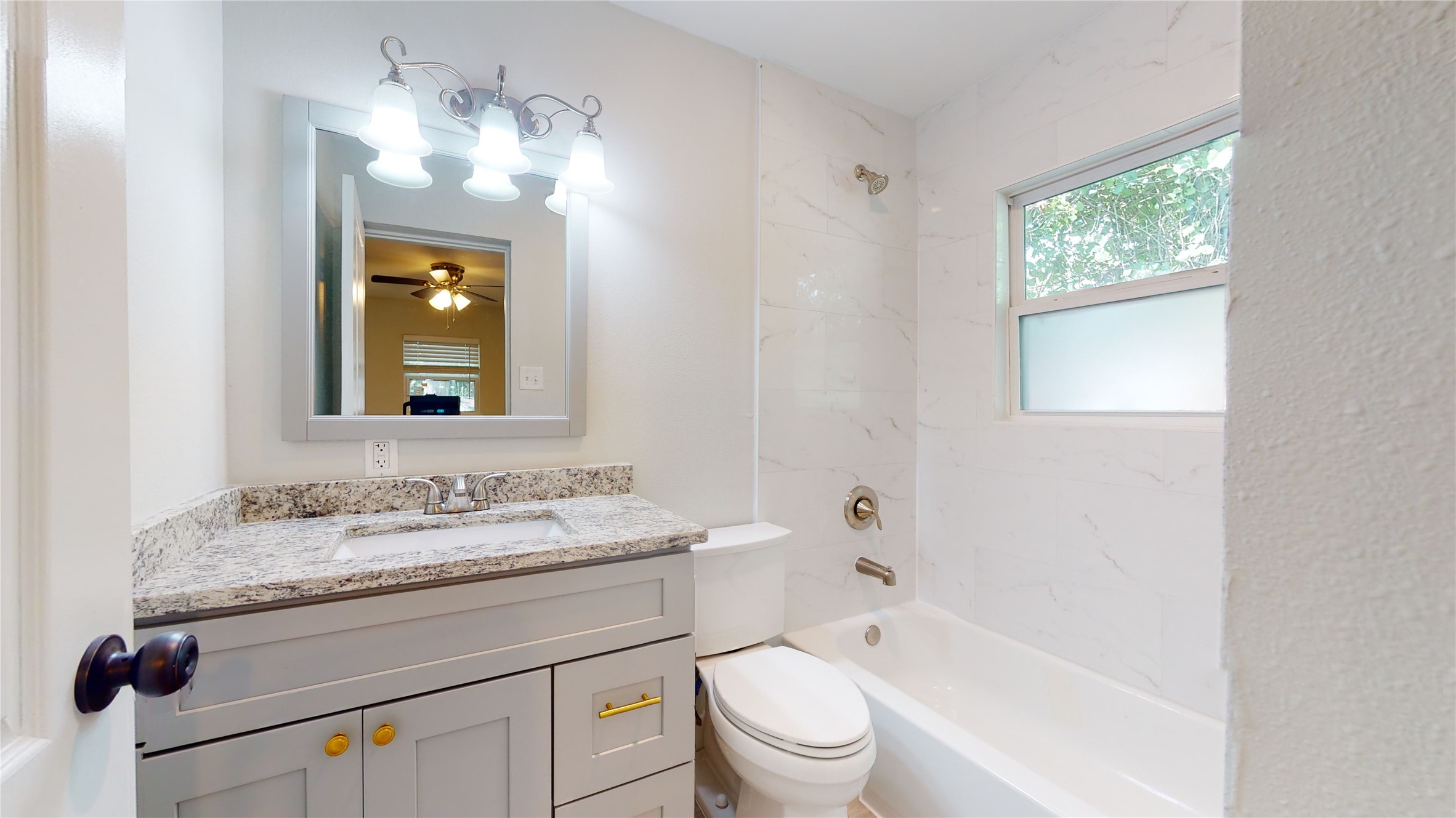 227 Kansas Street Property Photo 33
