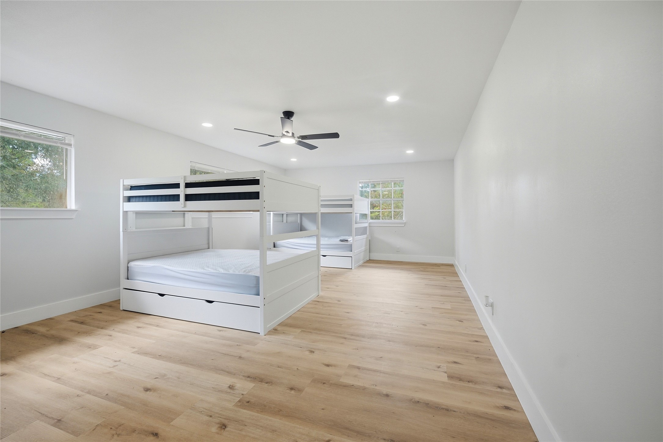 27228 Tepee Trail Property Photo 32