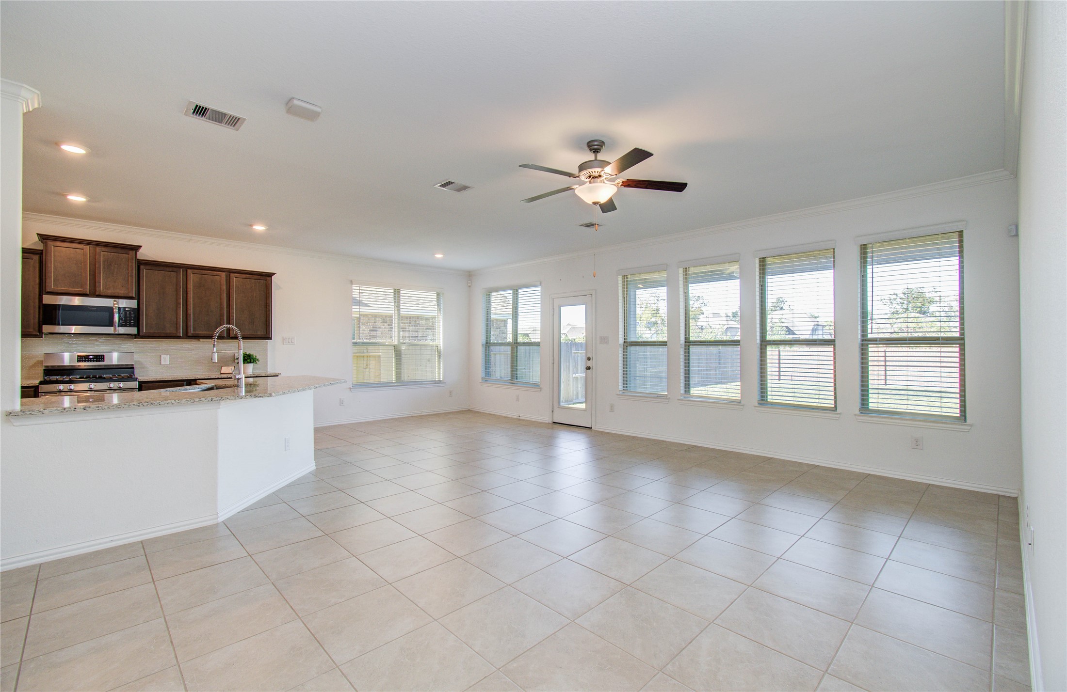 1706 Country Air Lane Property Photo 8