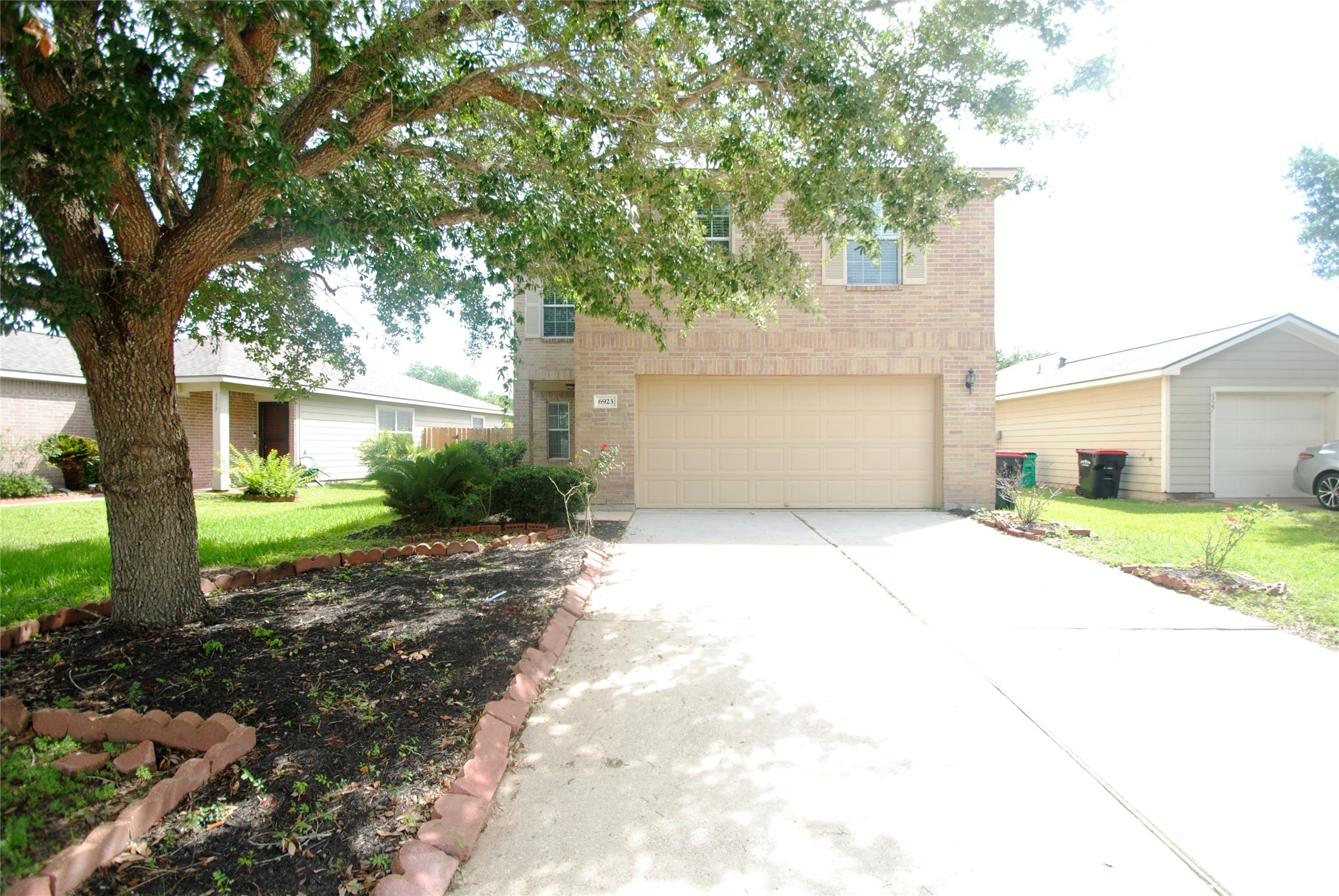 6923 Waterlilly View Lane Property Photo 1