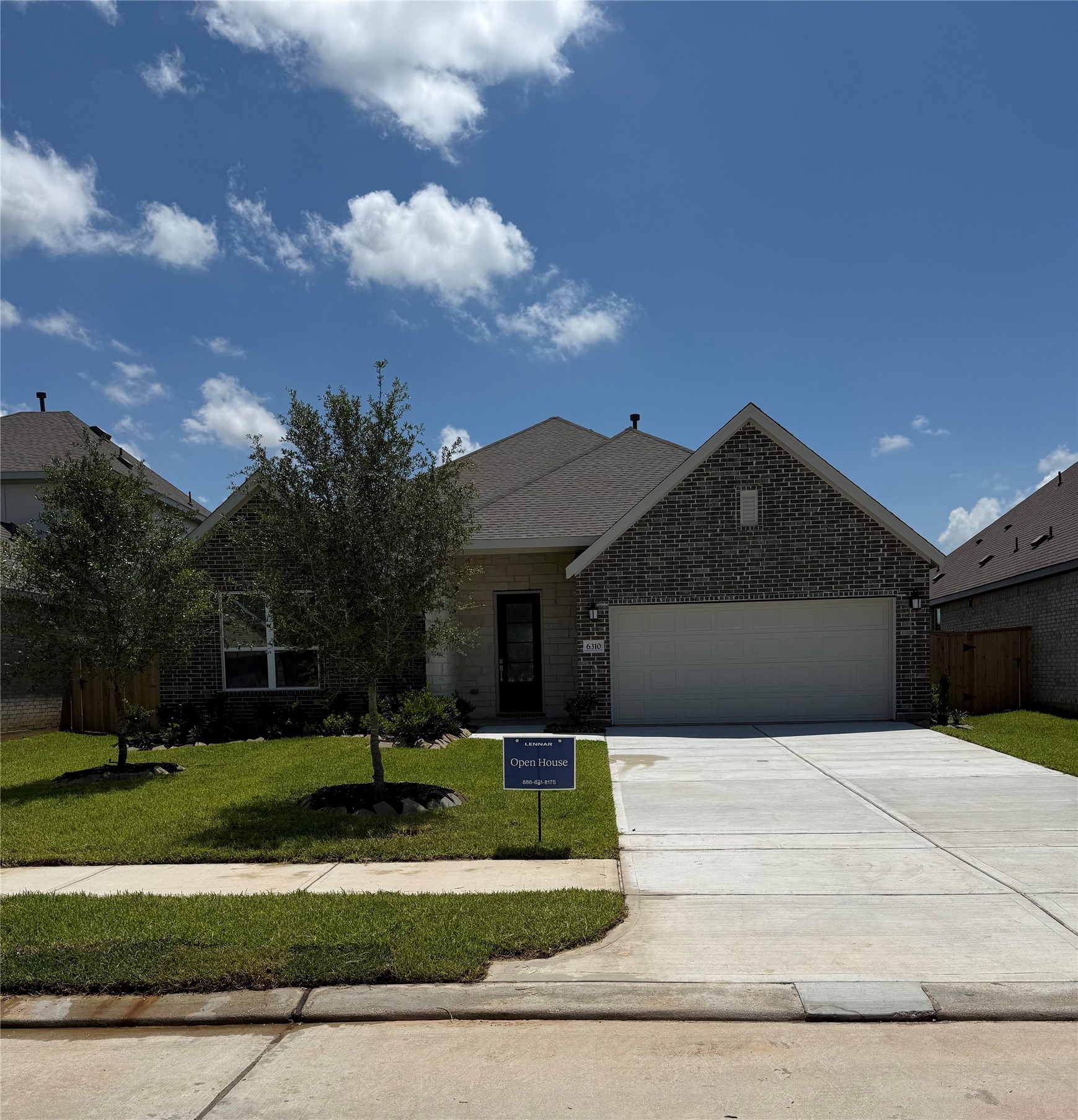 6310 Emerald Clover Drive Property Photo 1