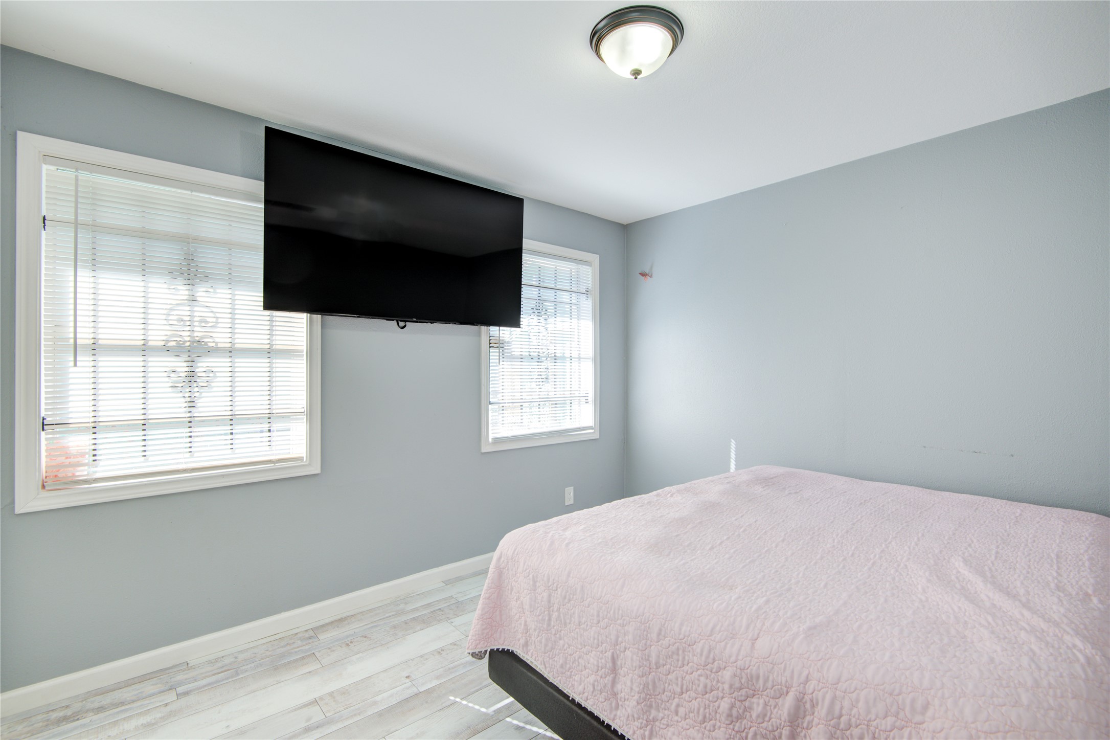 905 Bank Drive Property Photo 14