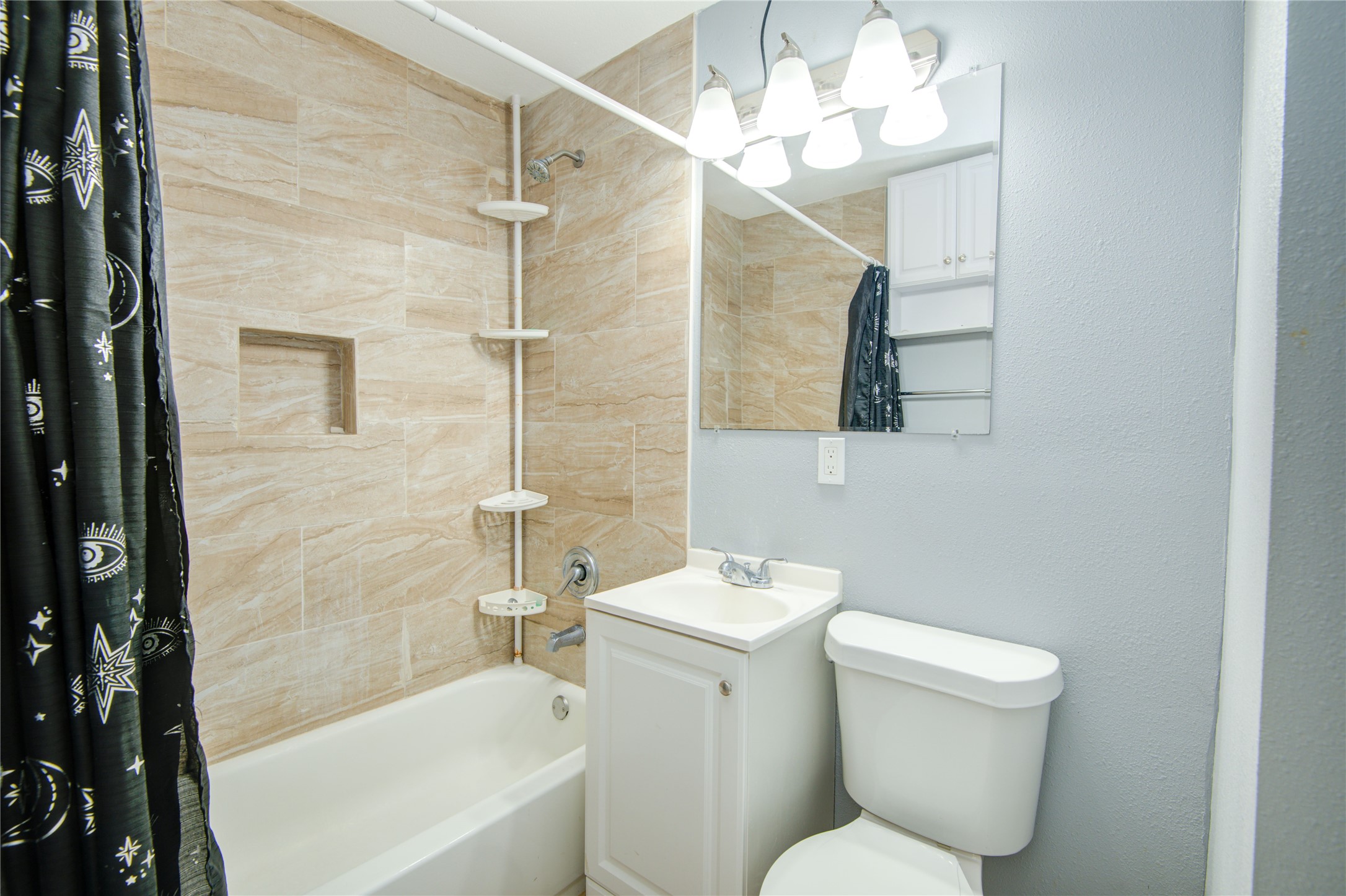 905 Bank Drive Property Photo 15