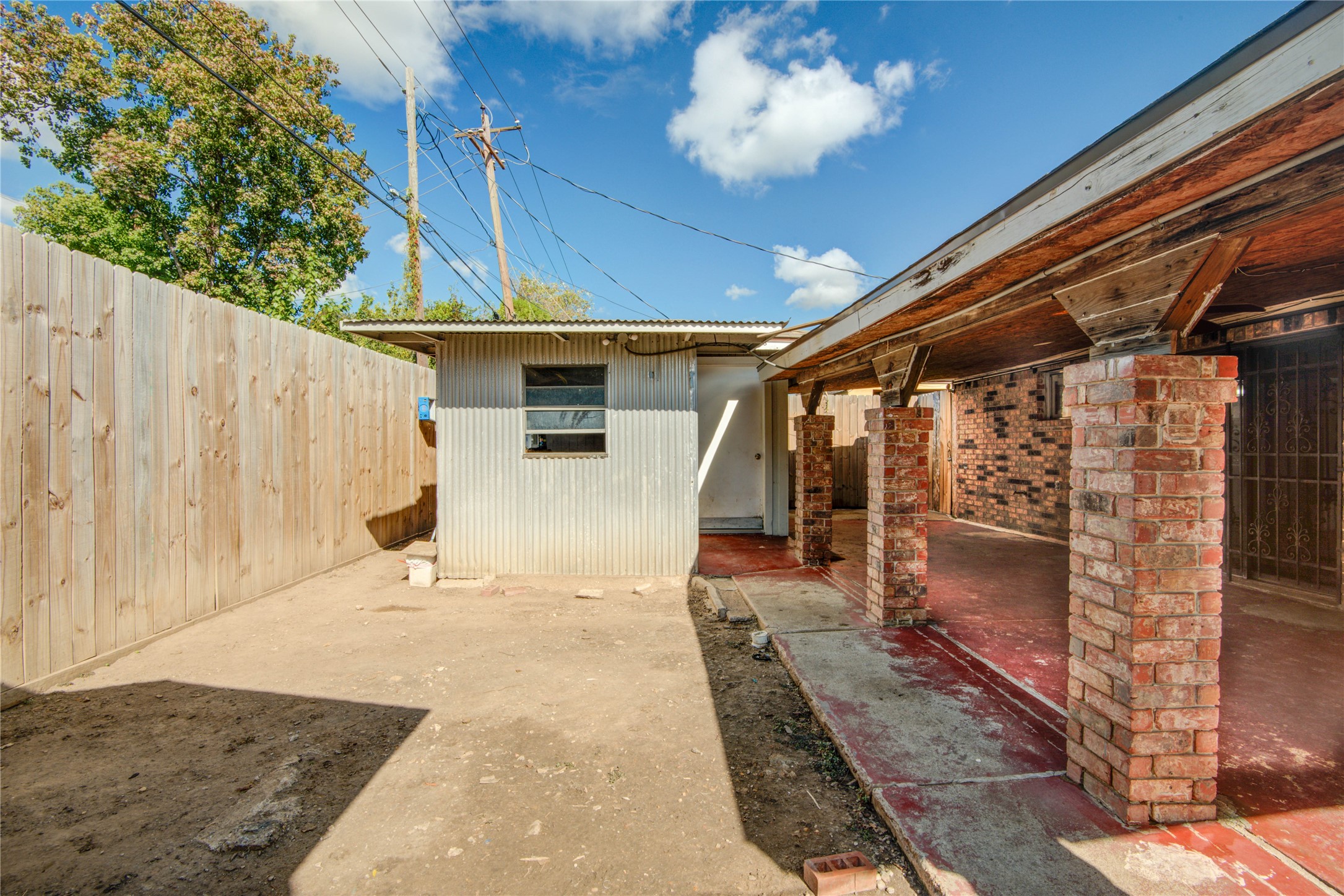 905 Bank Drive Property Photo 19