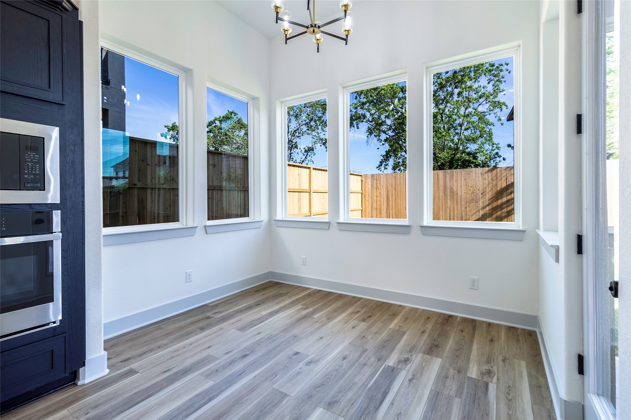 4103 Kewanee Street Property Photo 6