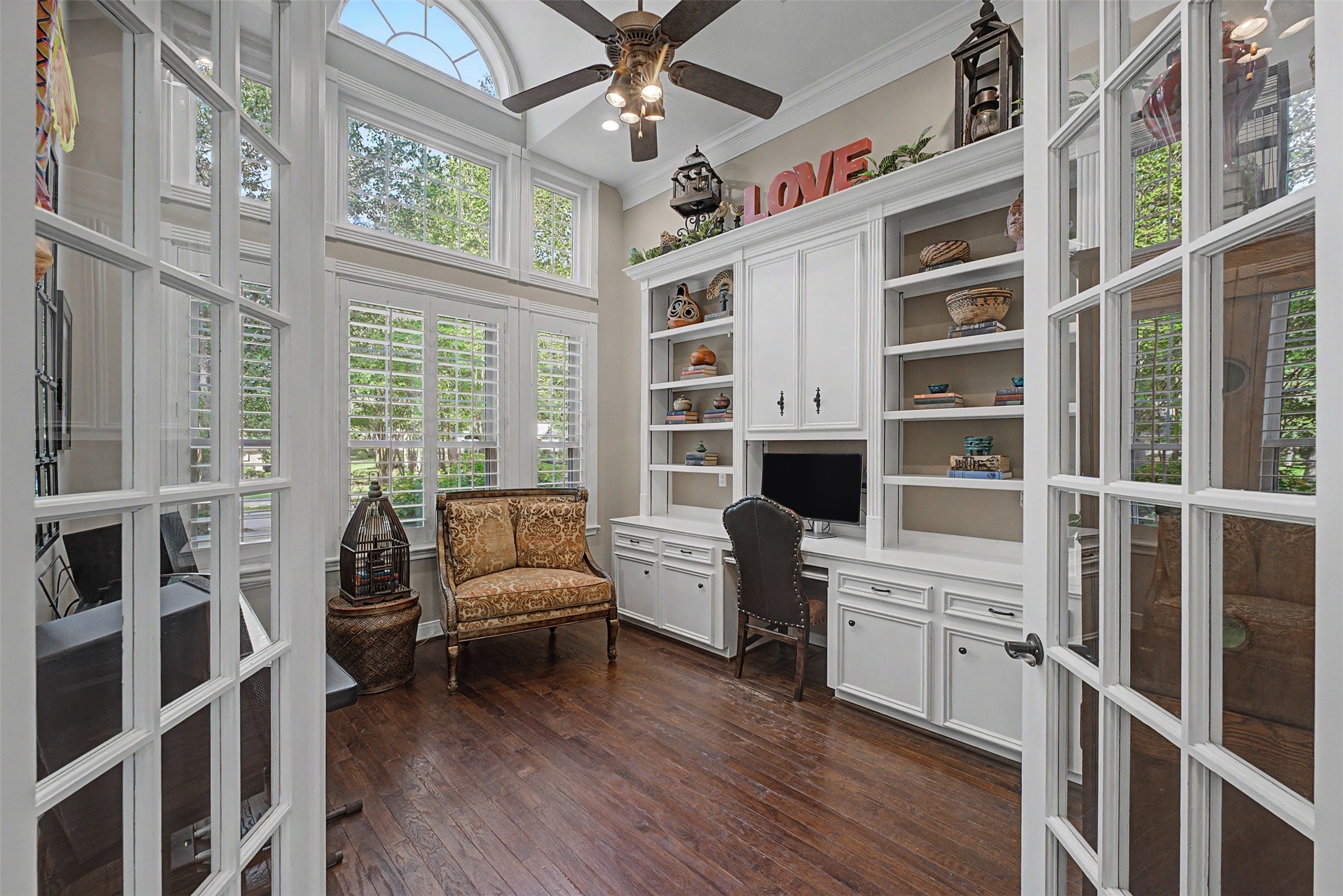 1053 Bentwater Drive Property Photo 45