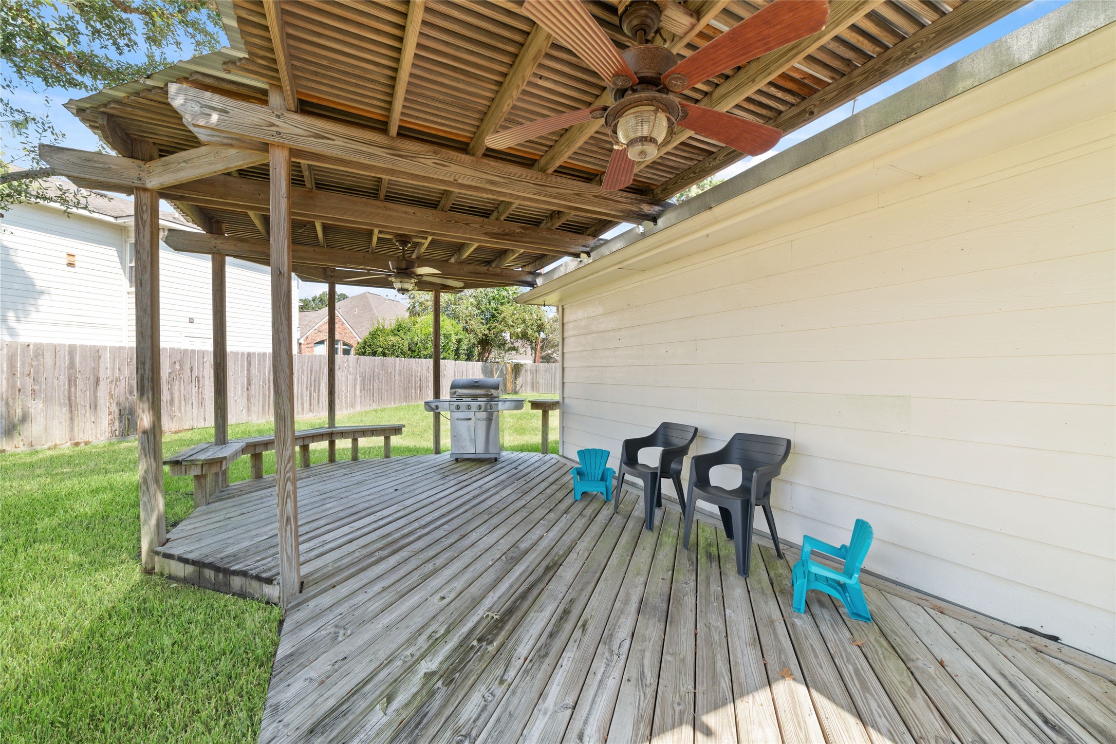 20423 Forest Drive Property Photo 9