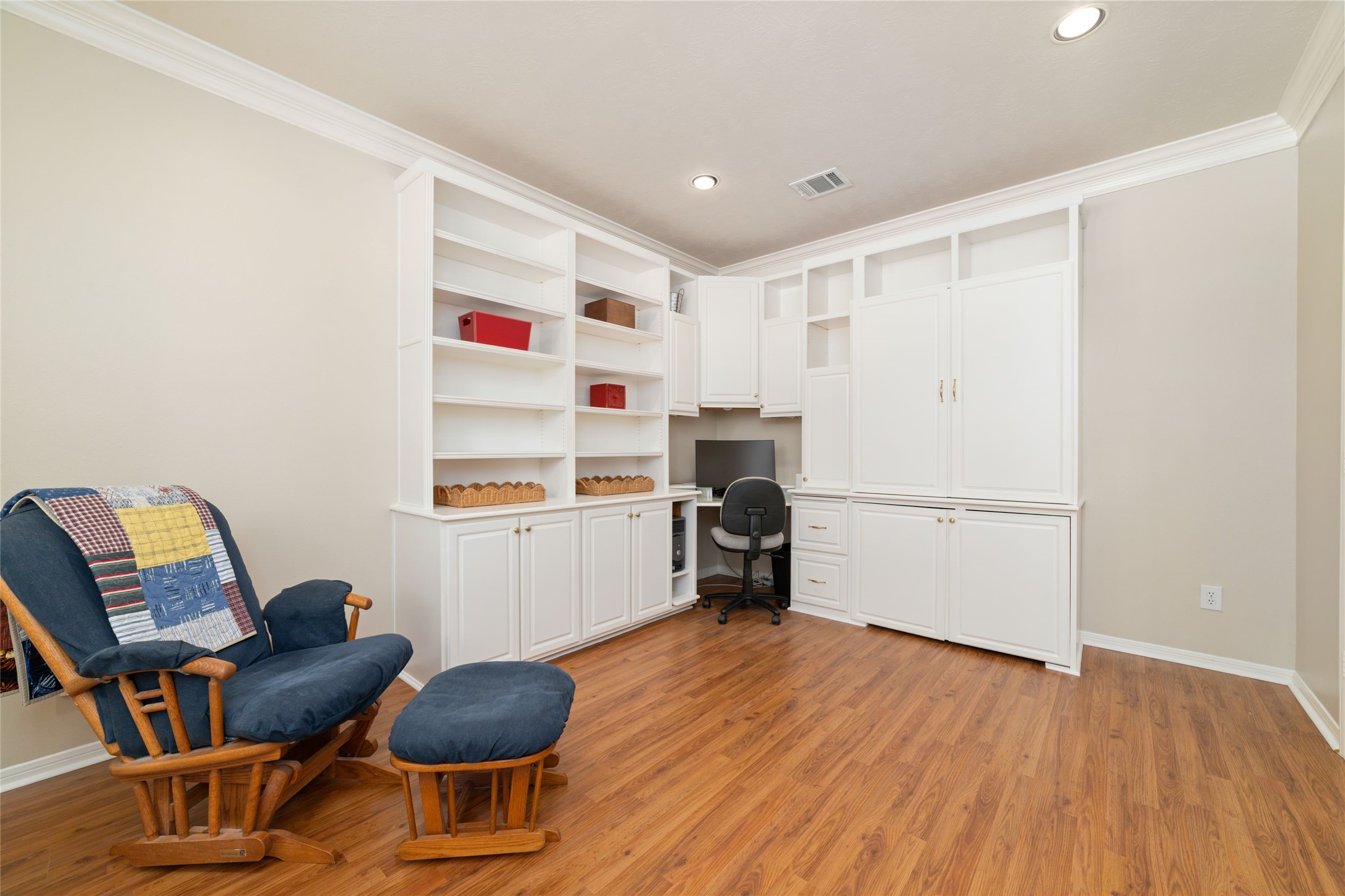 20423 Forest Drive Property Photo 12
