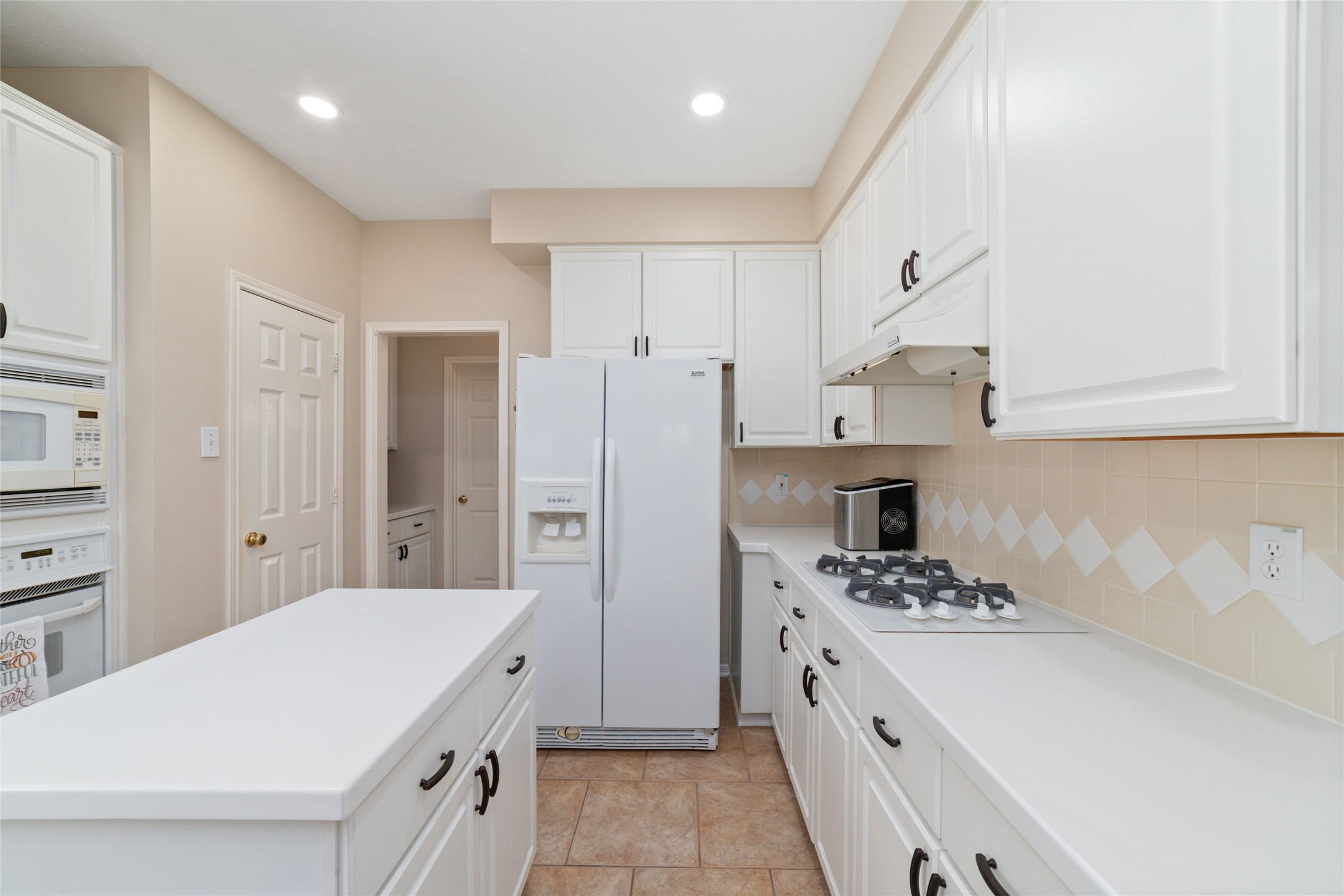 20423 Forest Drive Property Photo 21