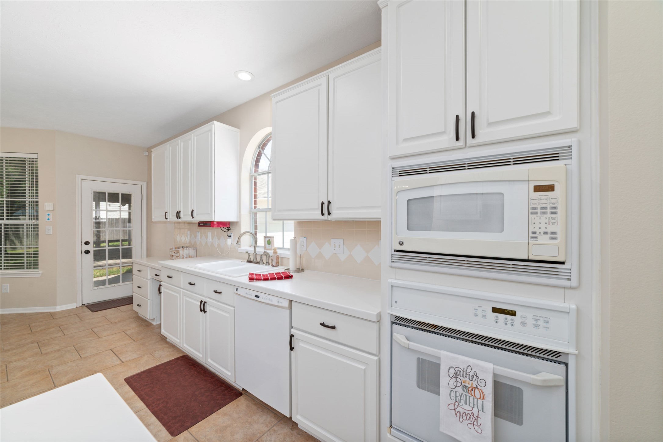 20423 Forest Drive Property Photo 22