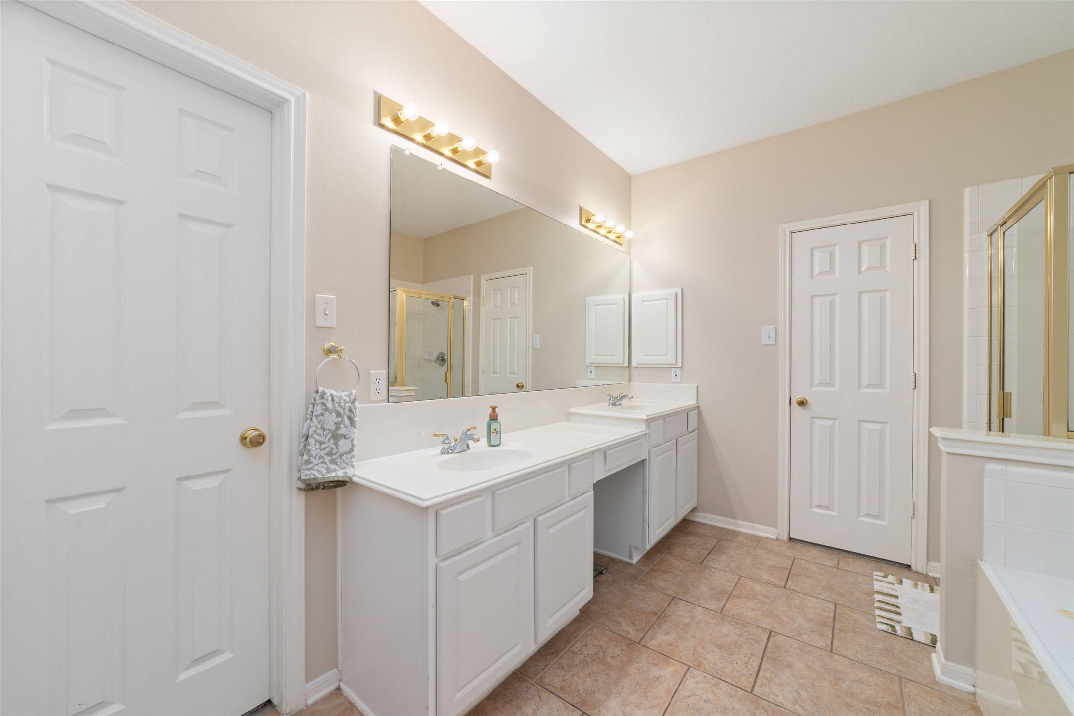 20423 Forest Drive Property Photo 34