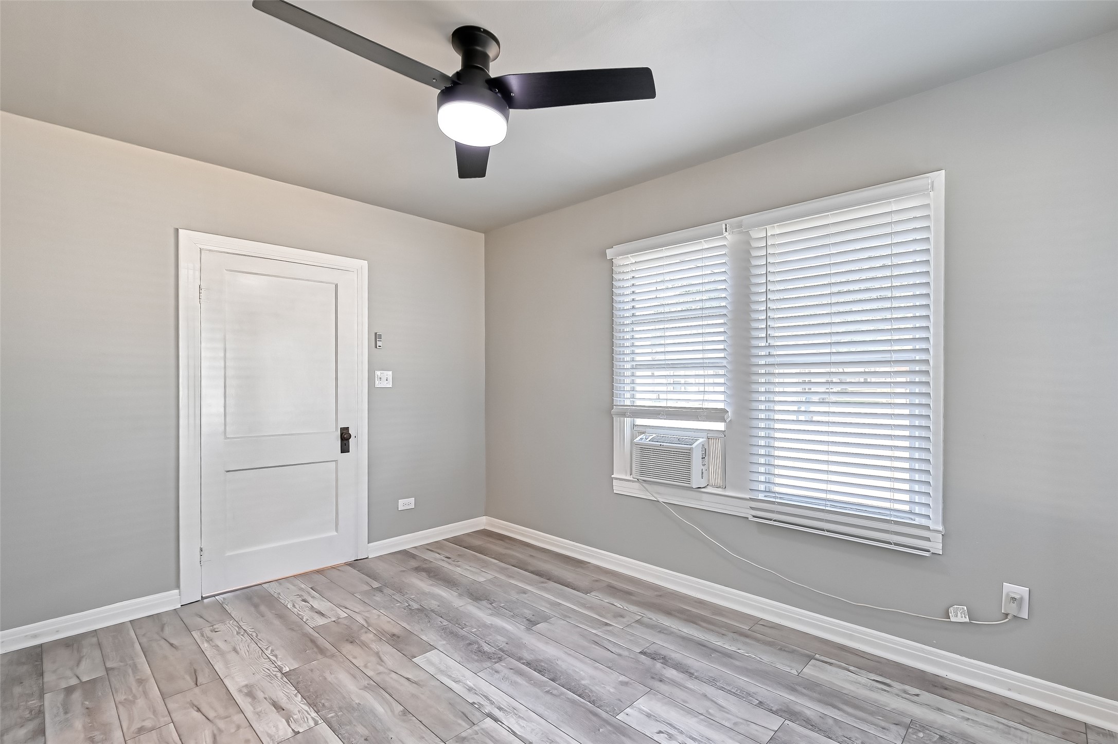 9314 Church Street Property Photo 15