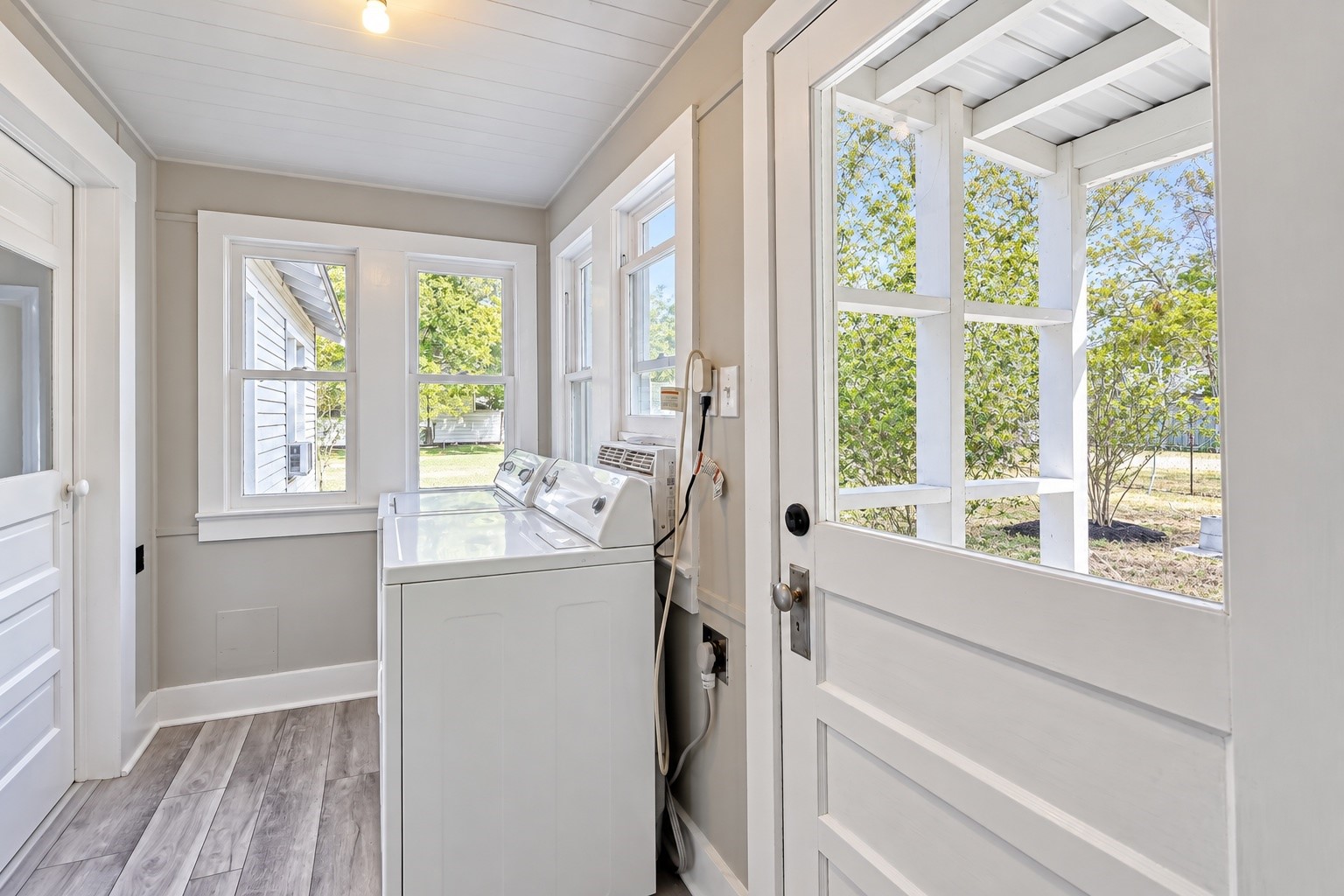 9314 Church Street Property Photo 25