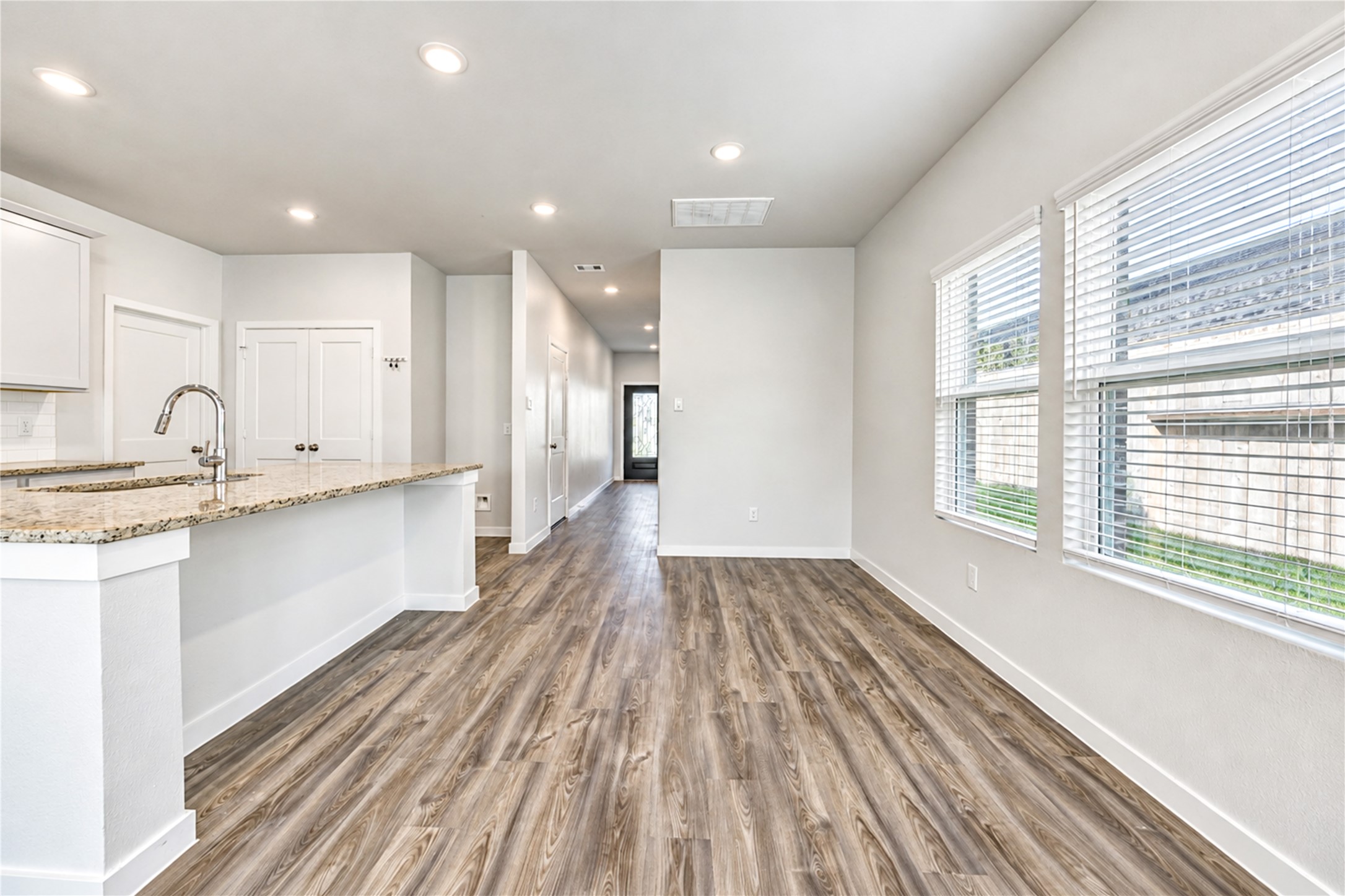 5726 Blue Grama Drive Property Photo 11