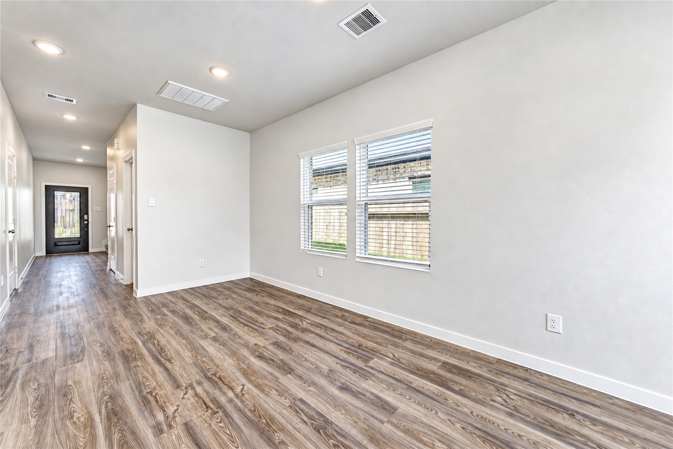 5726 Blue Grama Drive Property Photo 12