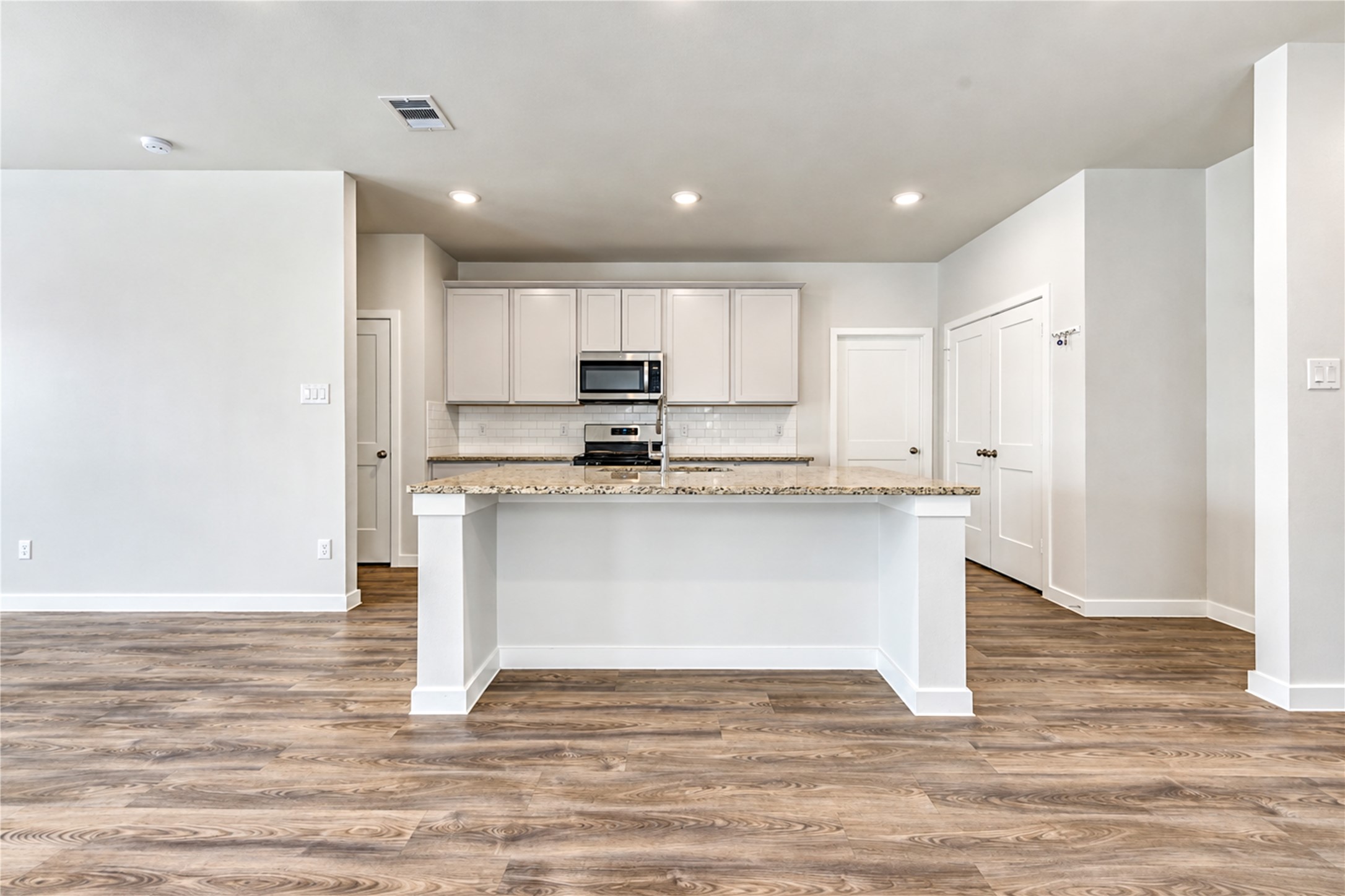 5726 Blue Grama Drive Property Photo 15