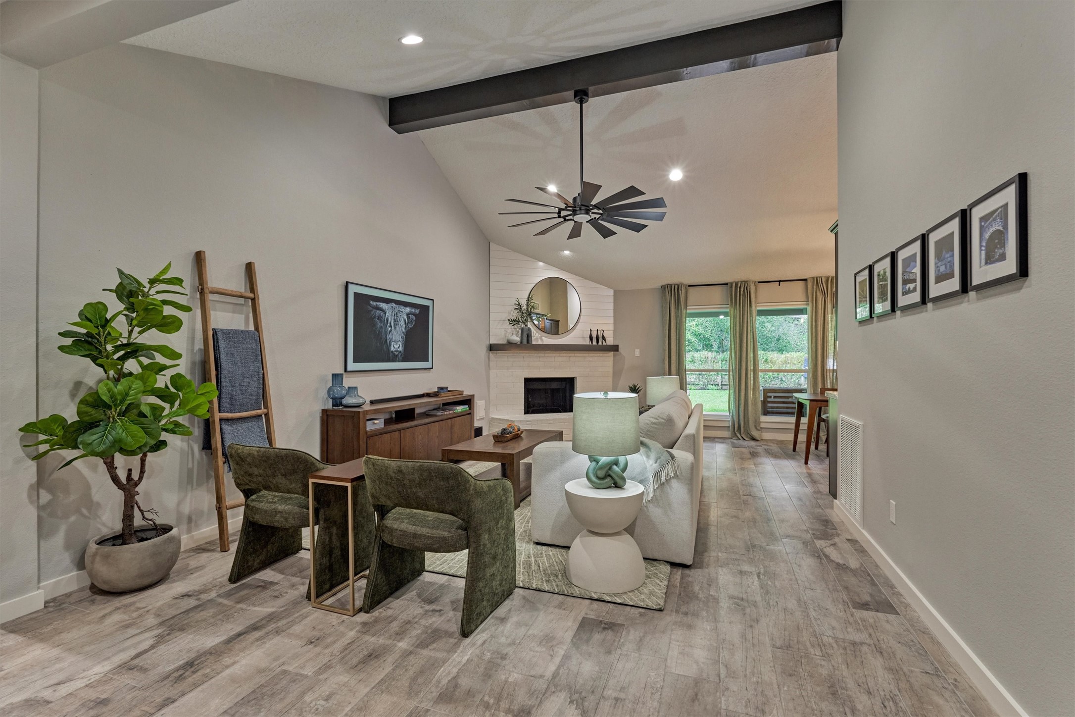30 E Lance Leaf Road Property Photo 4
