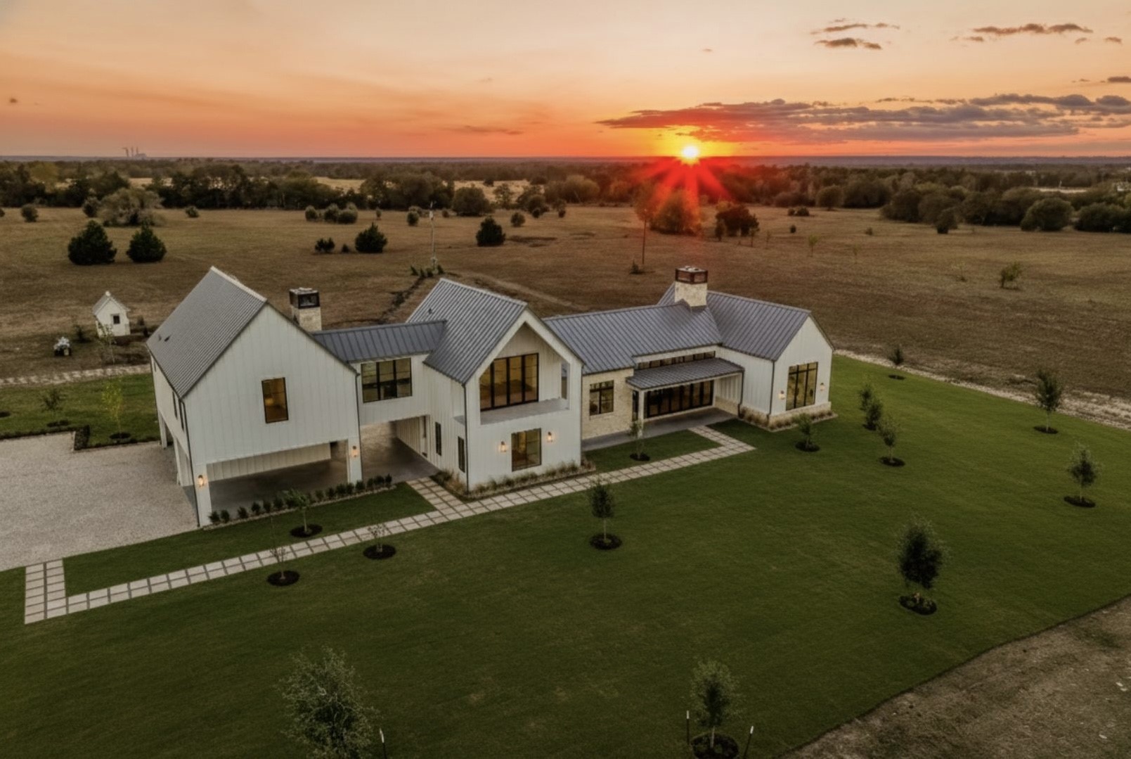 130 Round Top Farms Drive Property Photo 1