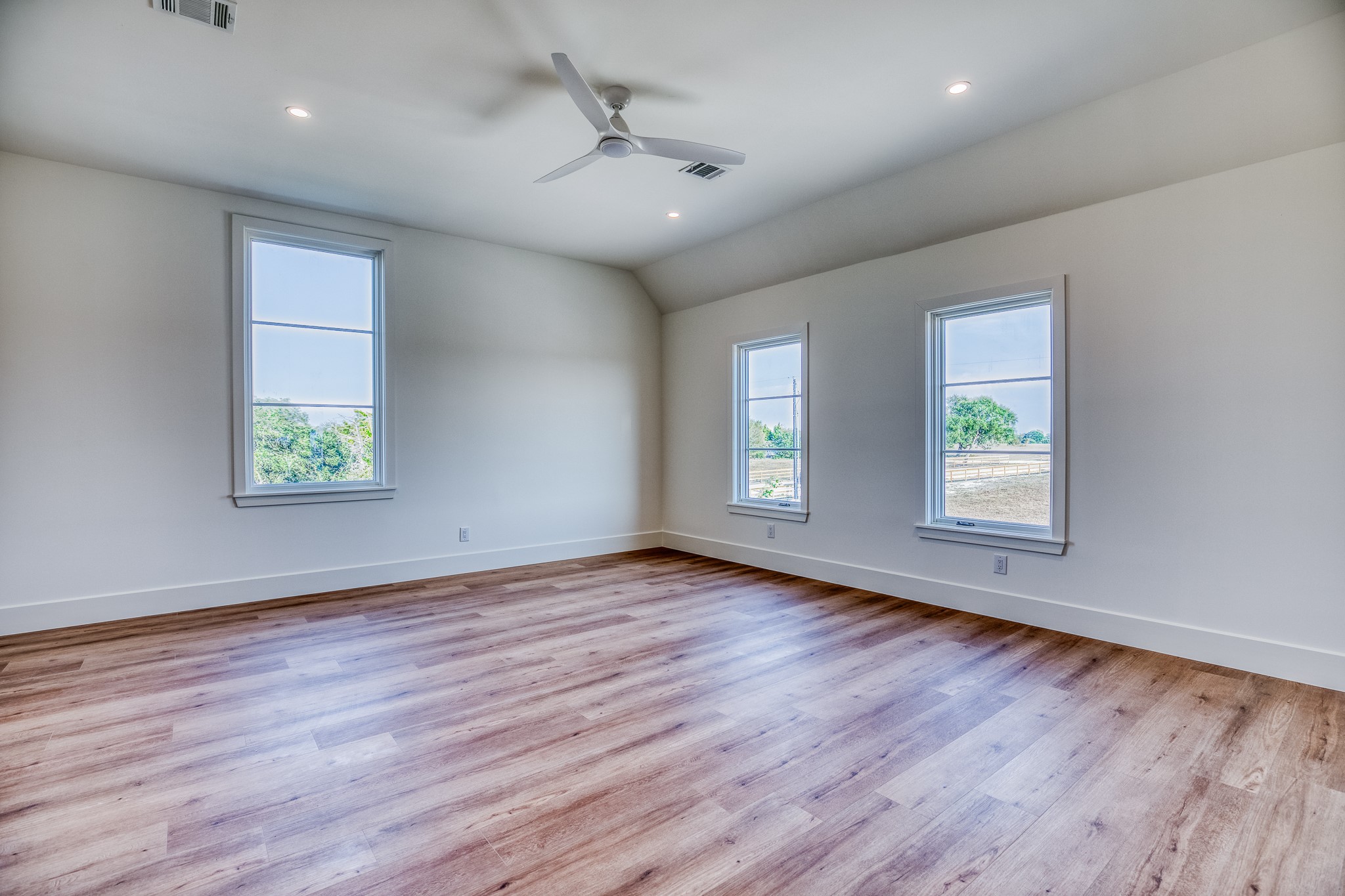 130 Round Top Farms Drive Property Photo 31