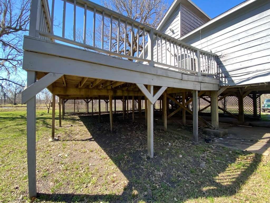 236 Adelaide Drive Property Photo 7