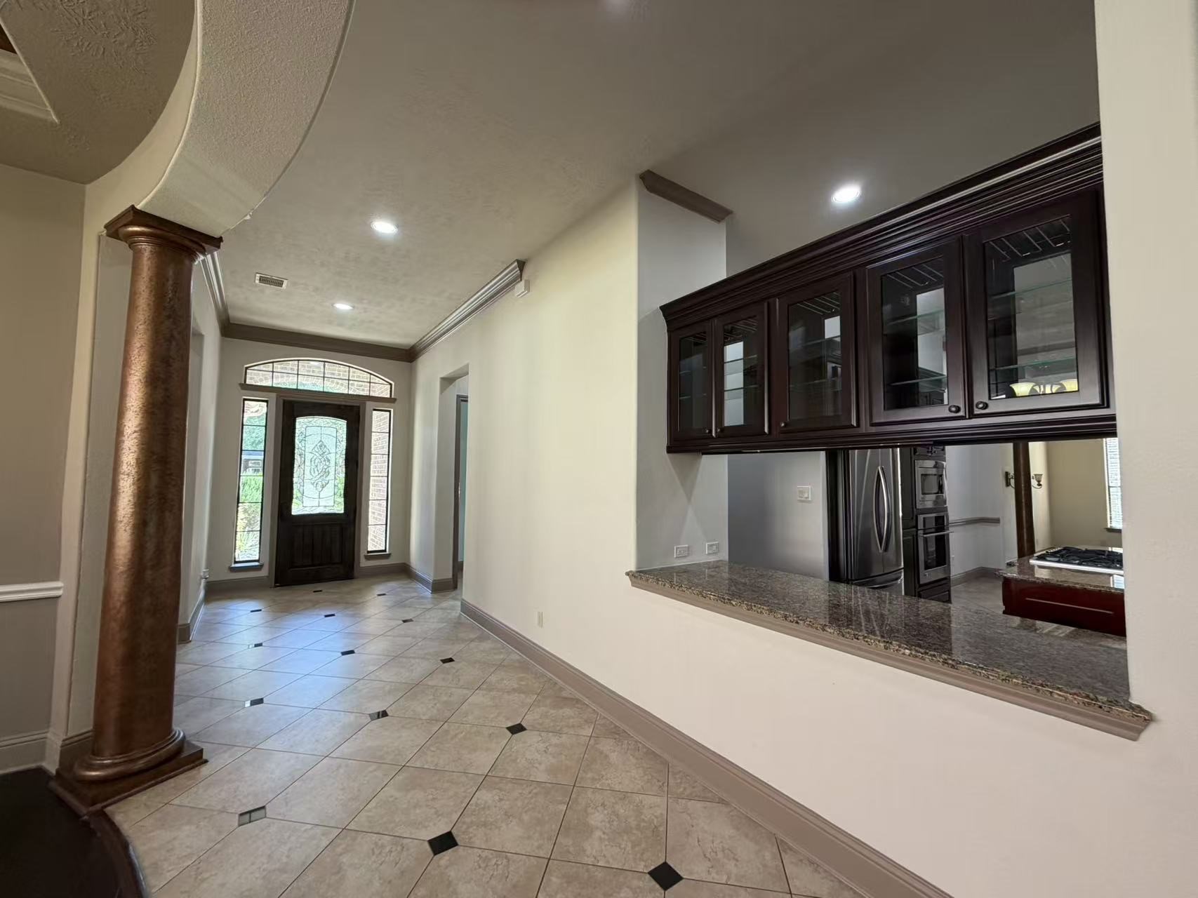 6223 Duke Trail Lane Property Photo 3