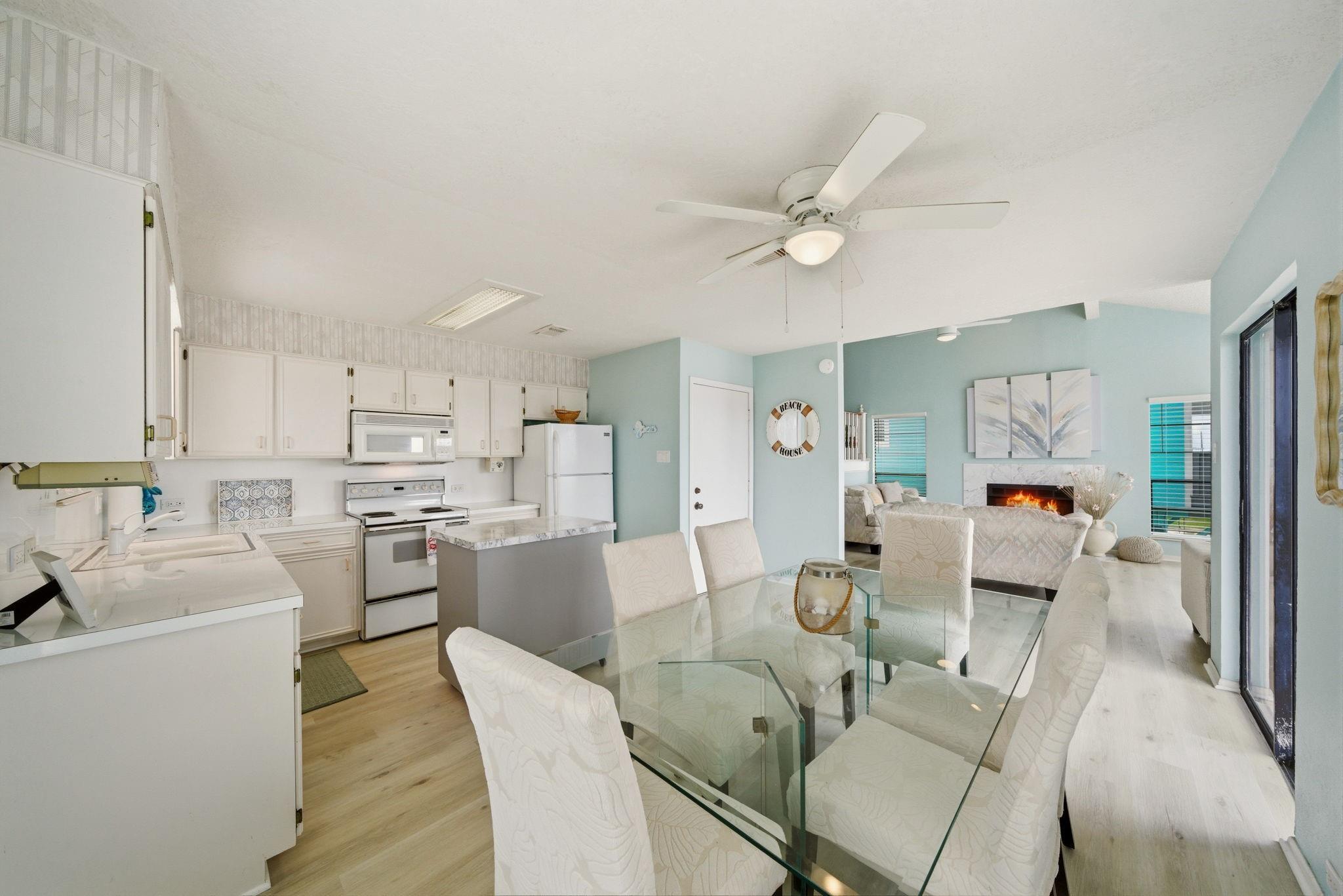 215 Redfish Drive Property Photo 7