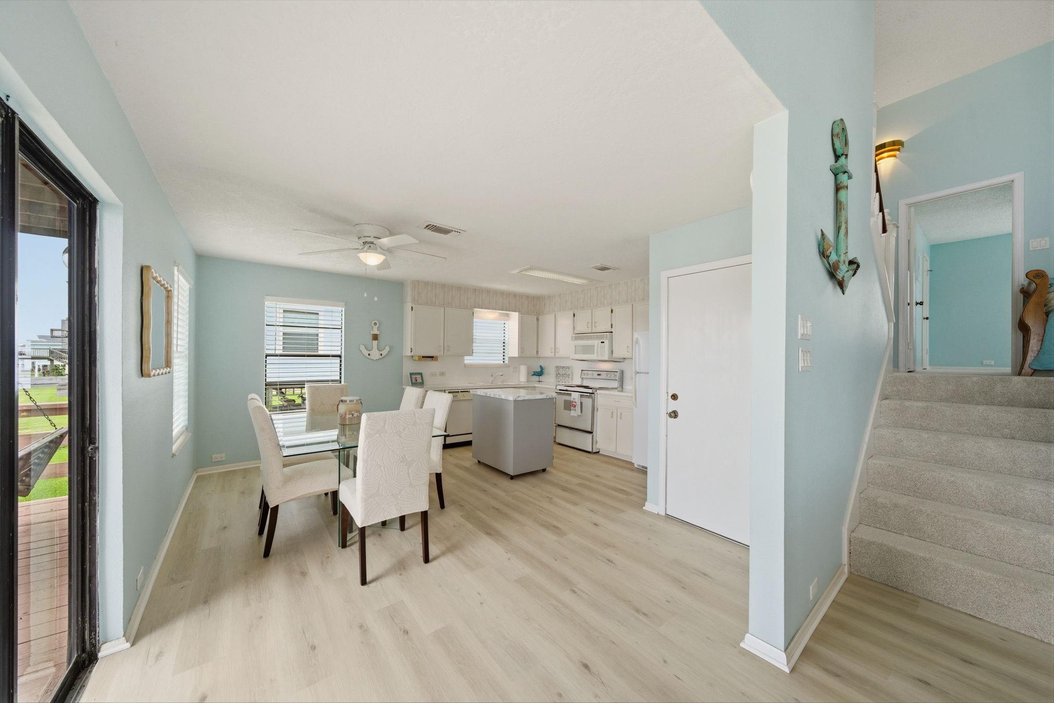 215 Redfish Drive Property Photo 11