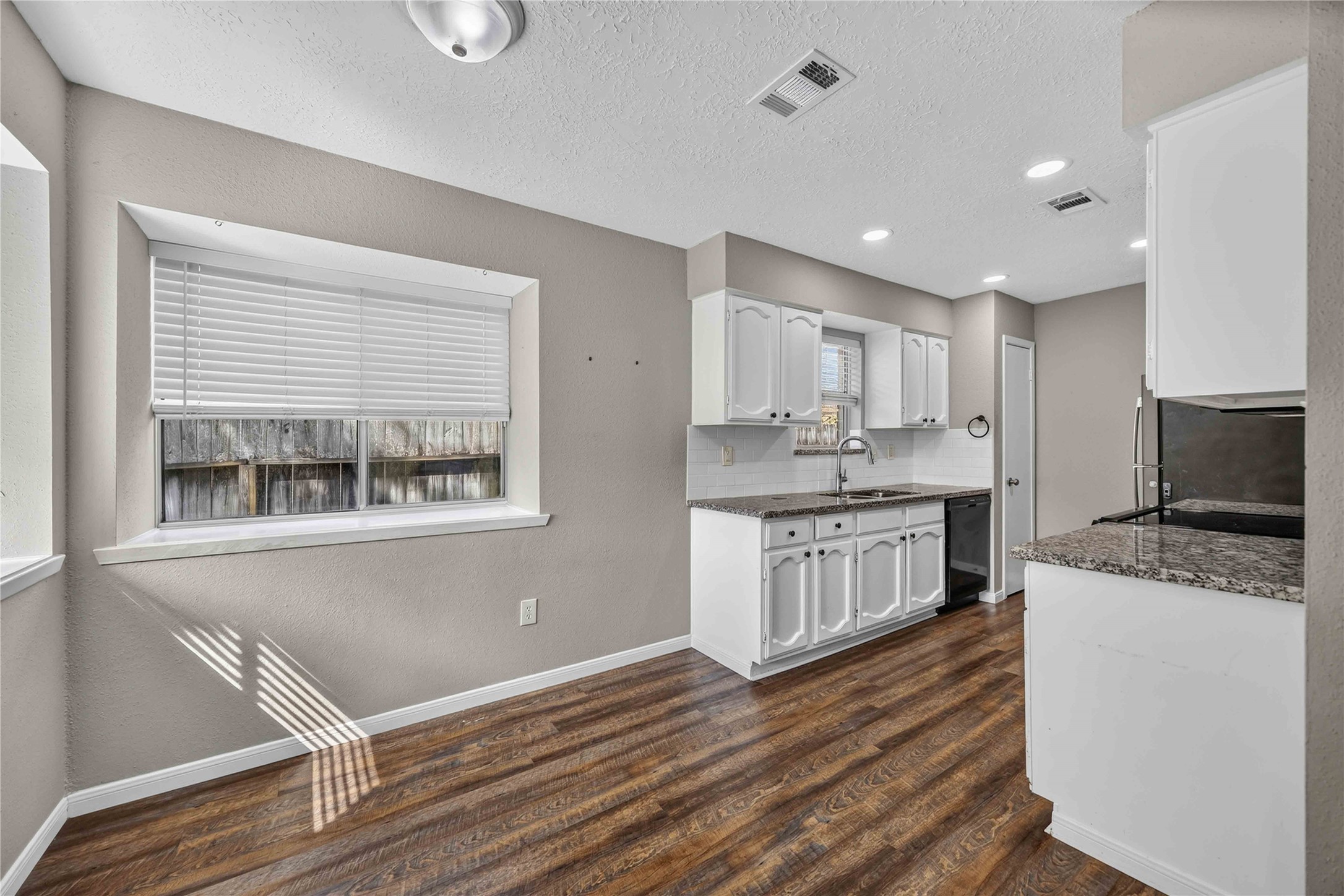 5427 Timpani Drive Property Photo 7