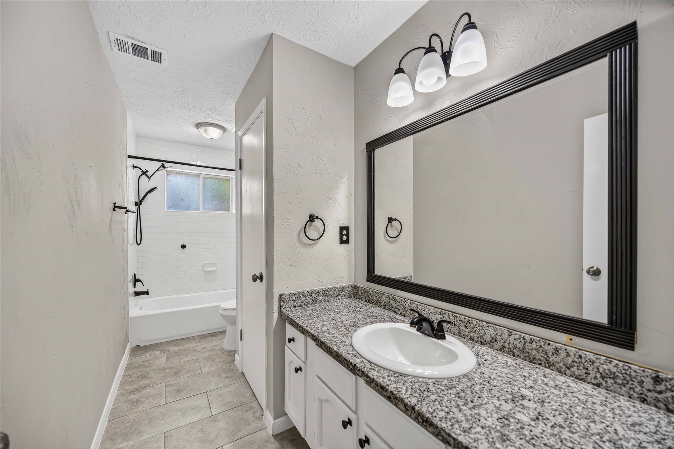 5427 Timpani Drive Property Photo 13