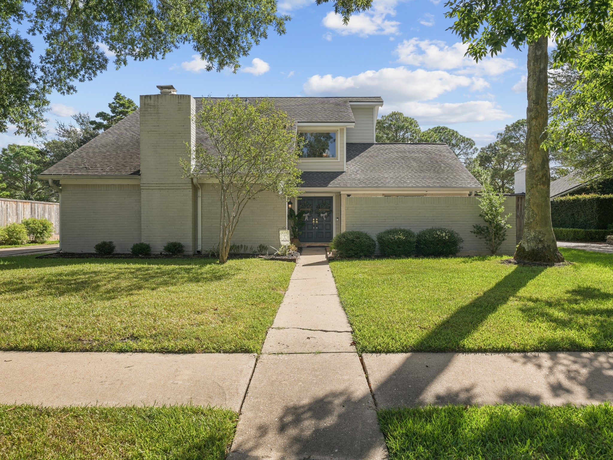 3510 Ledgestone Drive Property Photo 1