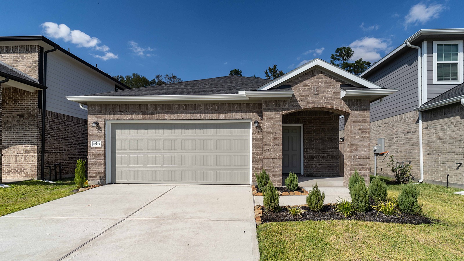 21999 Blue Sky Way Property Photo 1