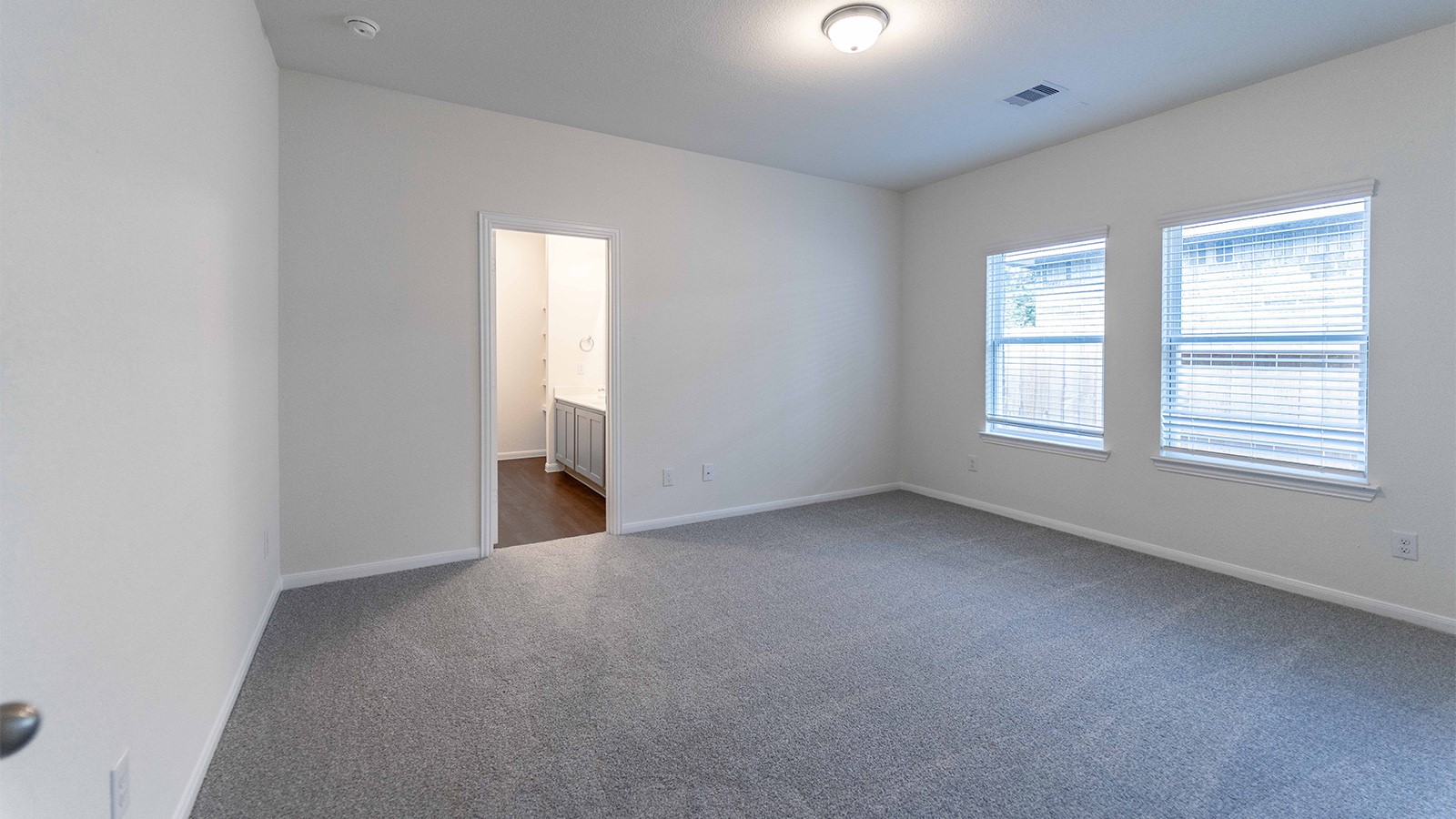 21999 Blue Sky Way Property Photo 4