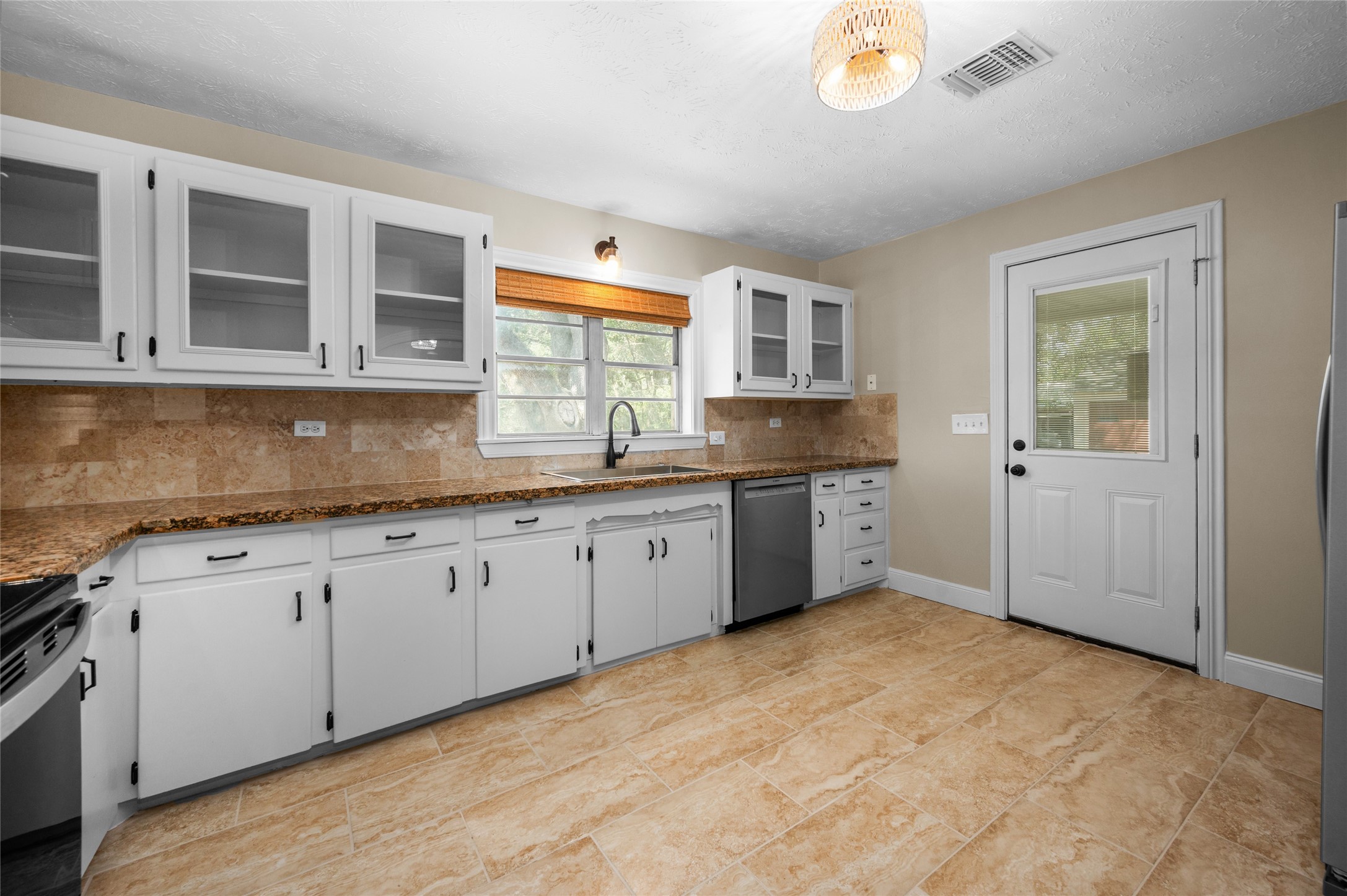 940 Hardeman Street Property Photo 10