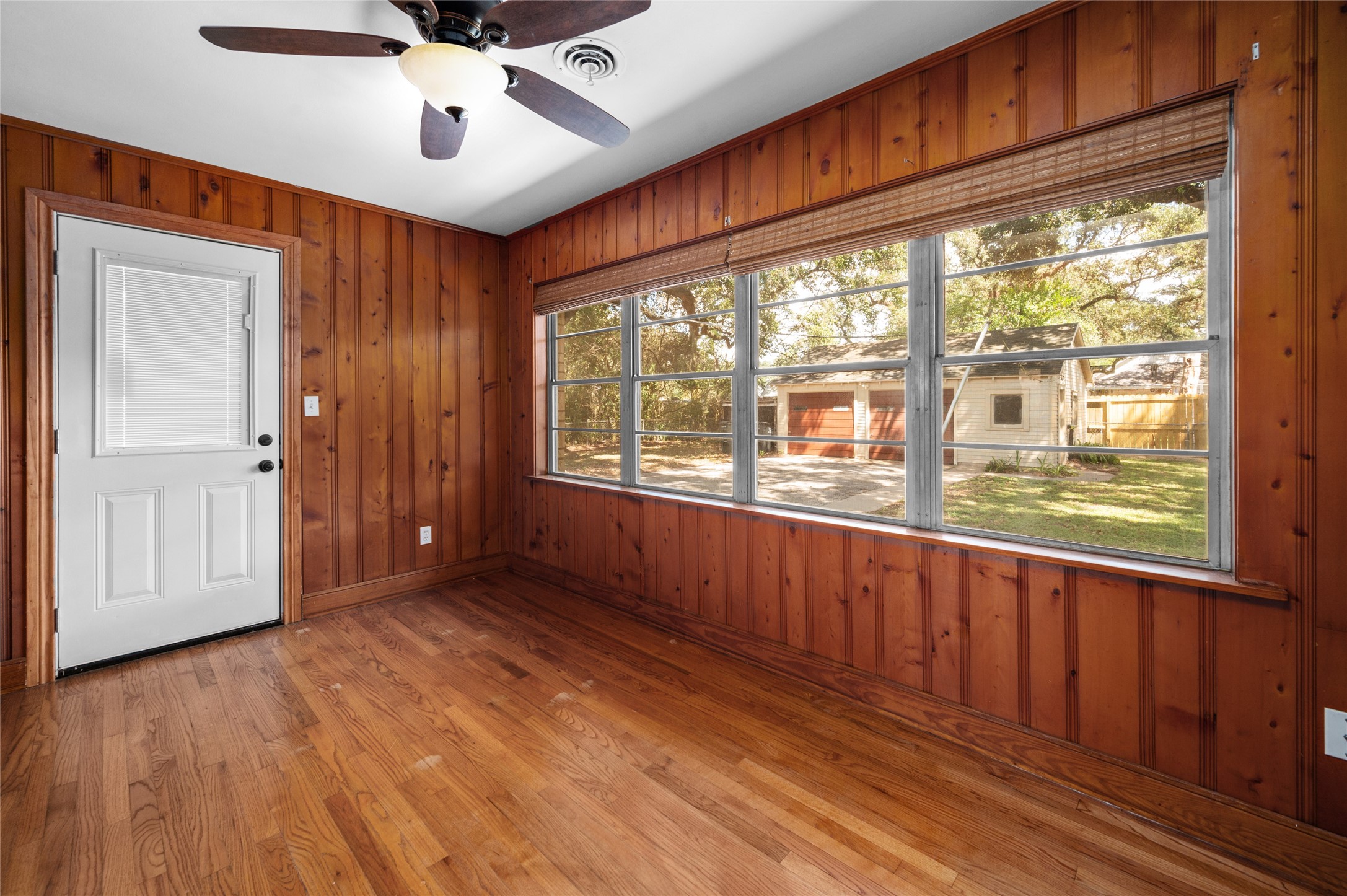940 Hardeman Street Property Photo 13